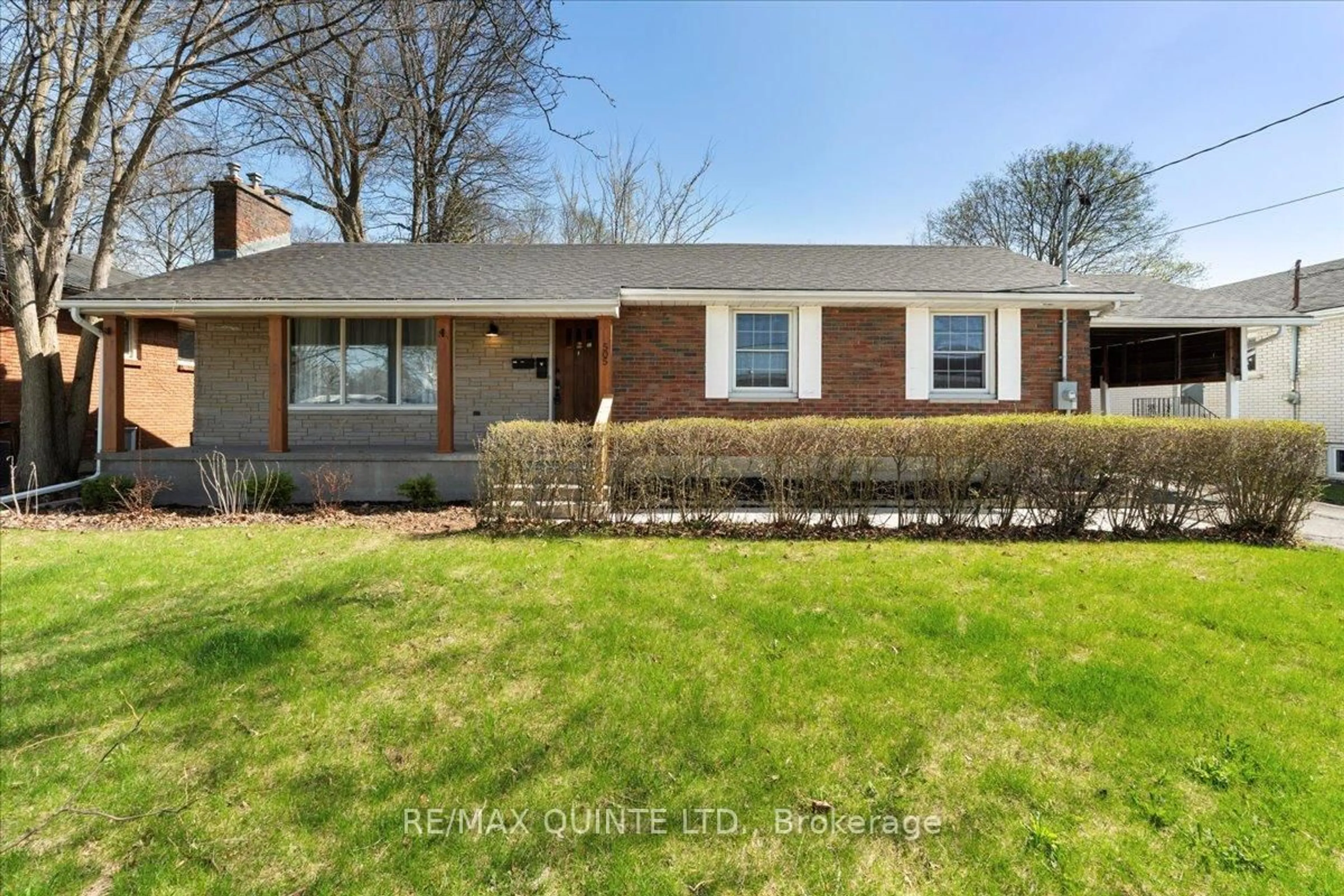 Home with brick exterior material, street for 505 Victoria Ave, Belleville Ontario K8N 2G4