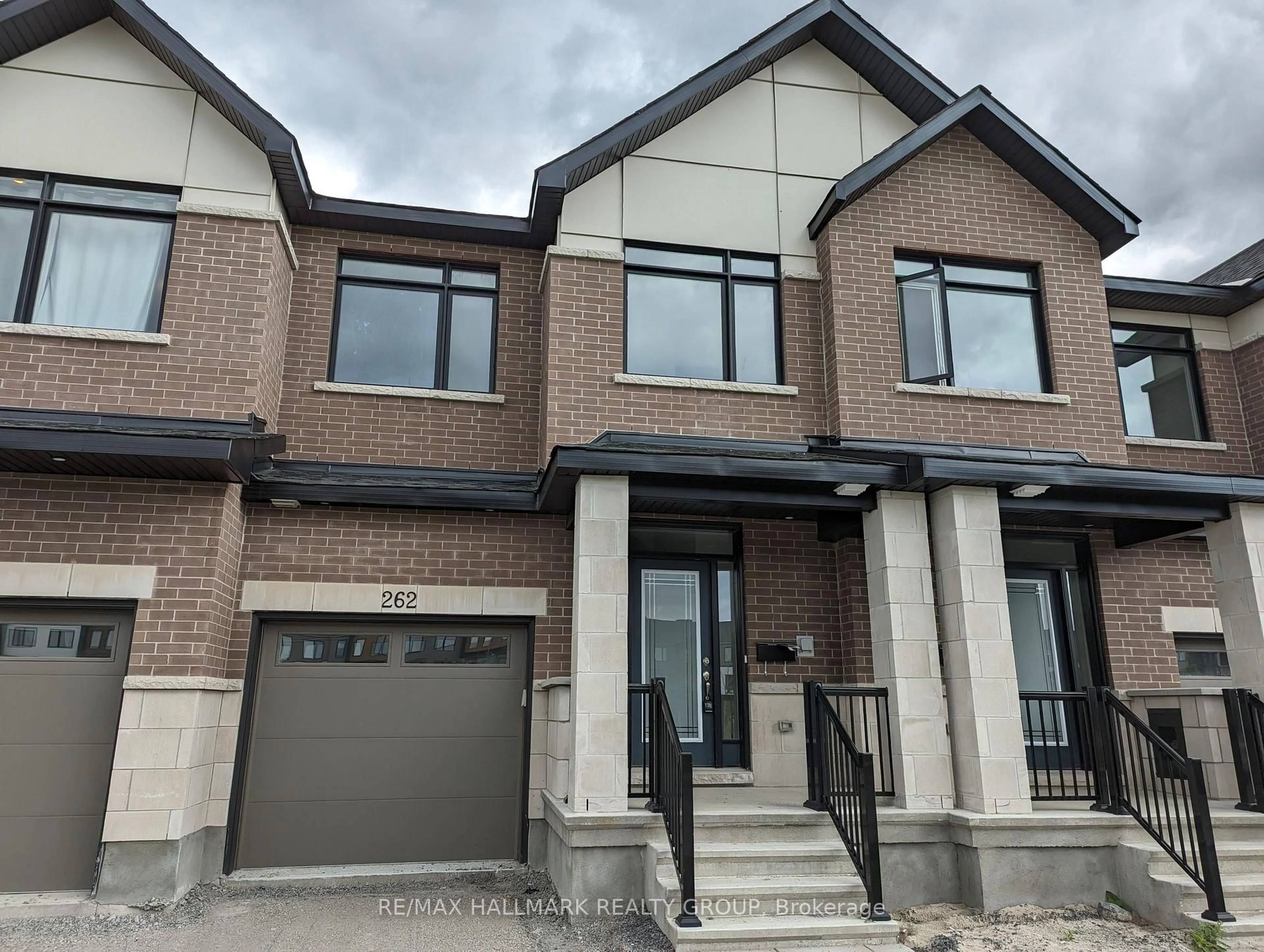 Home with brick exterior material, street for 262 Darjeeling Ave, Ottawa Ontario K2J 6Z1