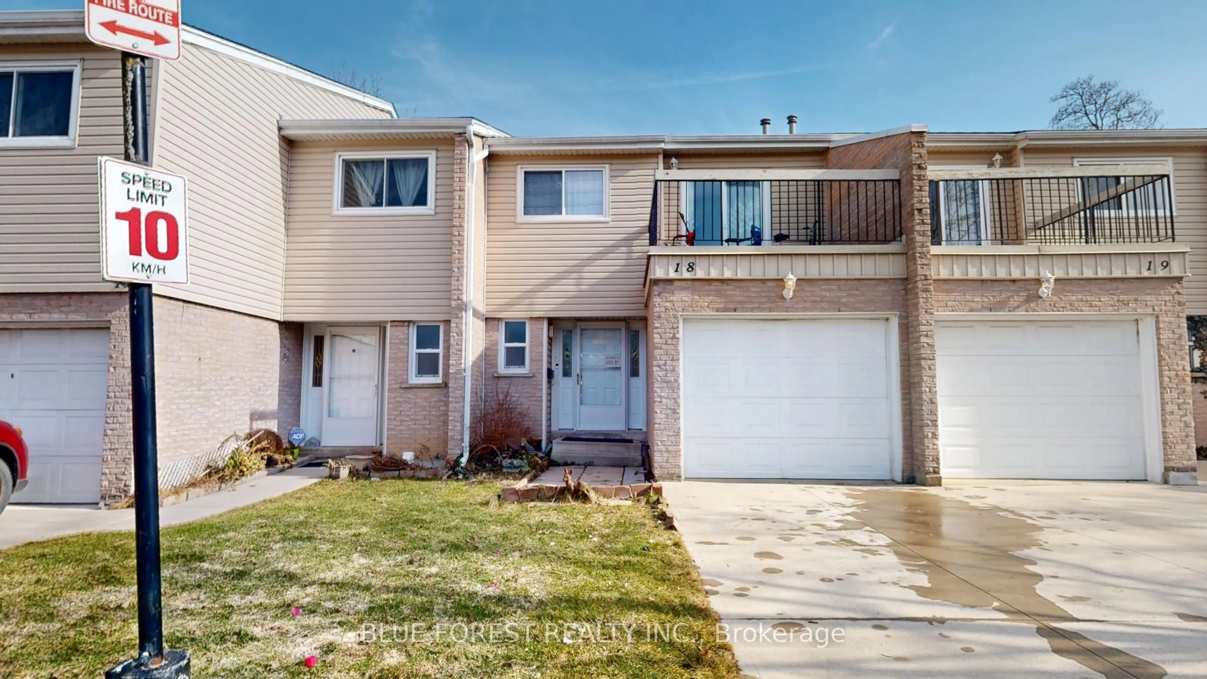 Home with vinyl exterior material, street for 669 Osgoode Dr #18, London South Ontario N6E 2C7