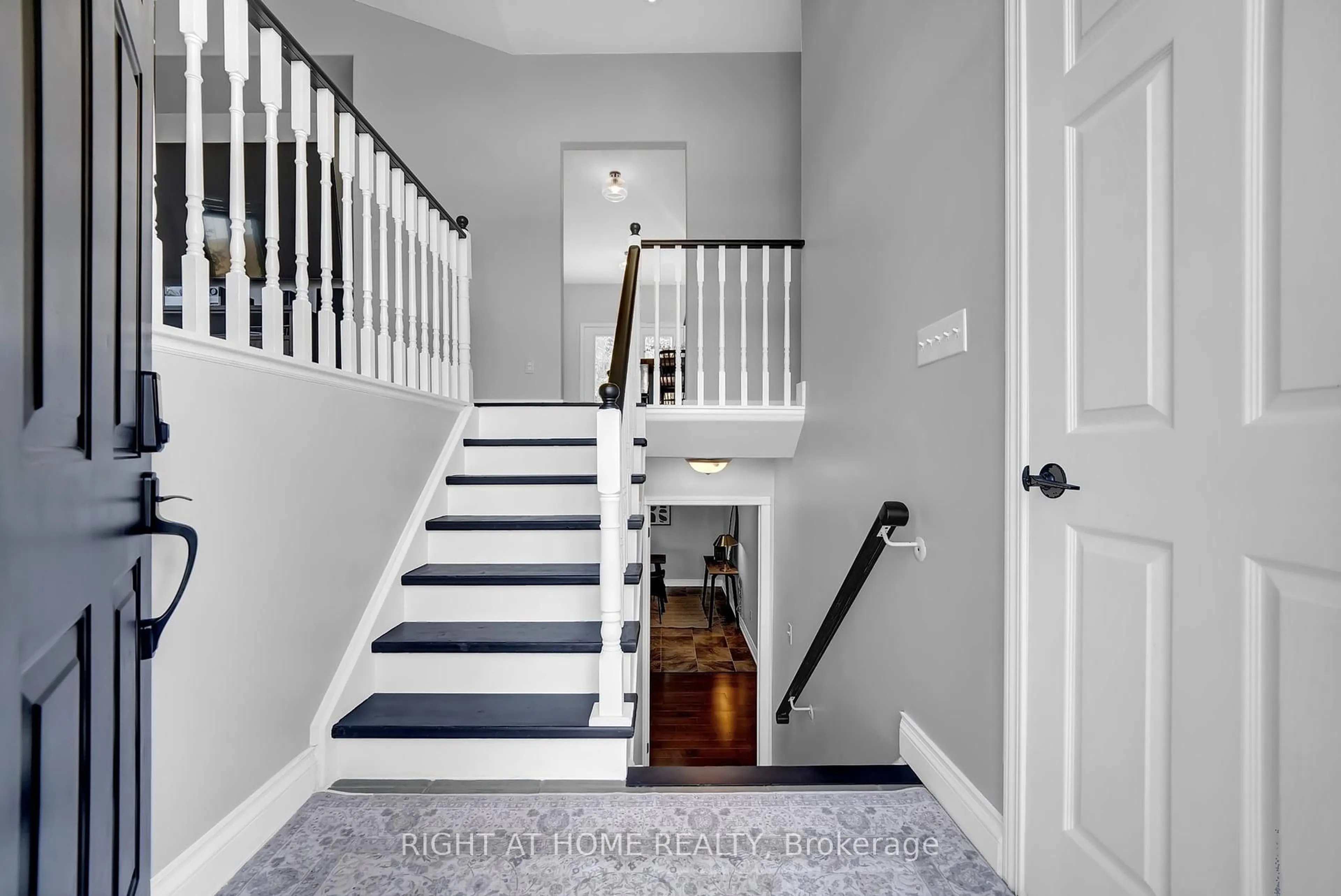 Stairs for 47 Meadowland Dr, Hamilton Township Ontario K0K 1C0