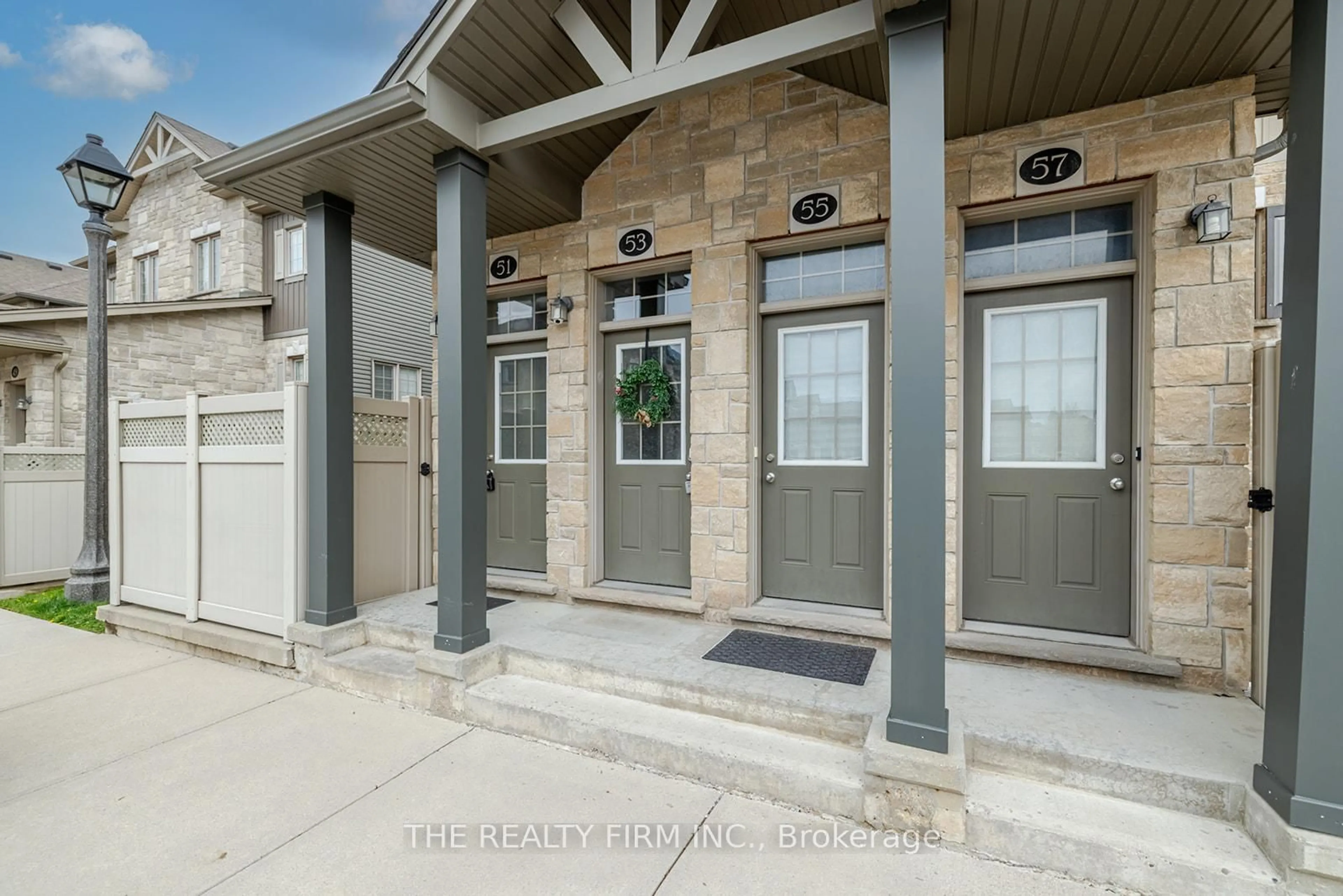 Indoor entryway for 3200 Singleton Ave #53, London South Ontario N6L 0C7