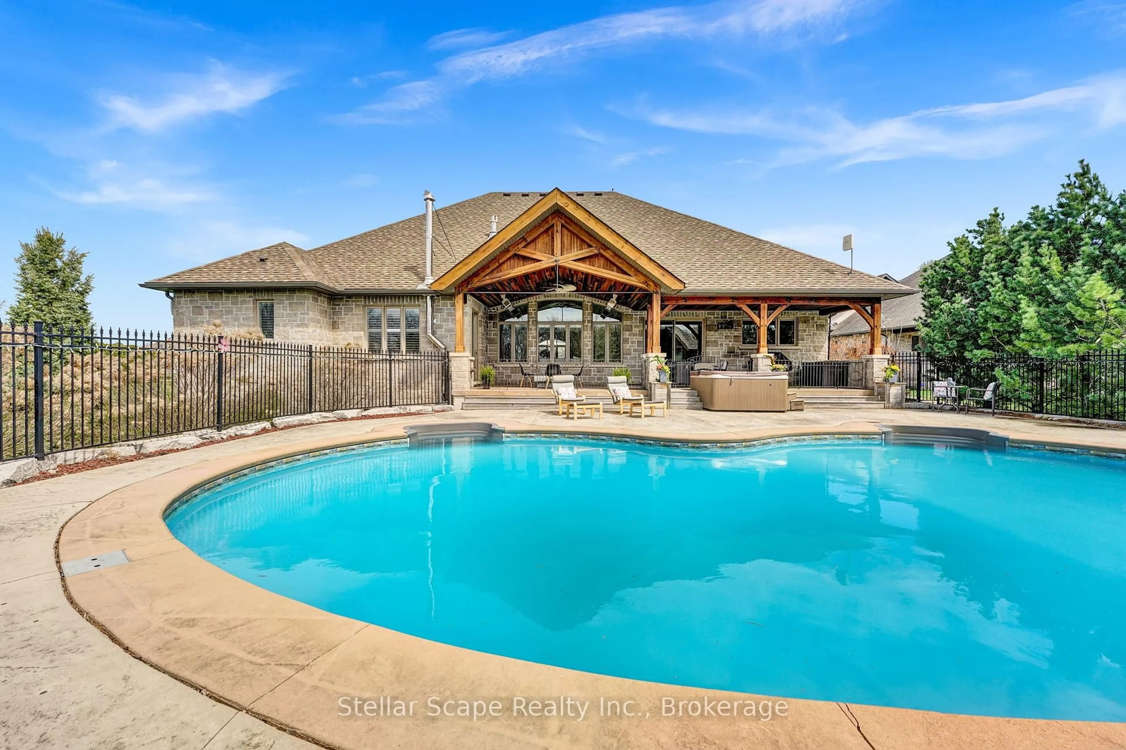 Pool for 3795 Beaverdale Rd, Cambridge Ontario N3H 4R6