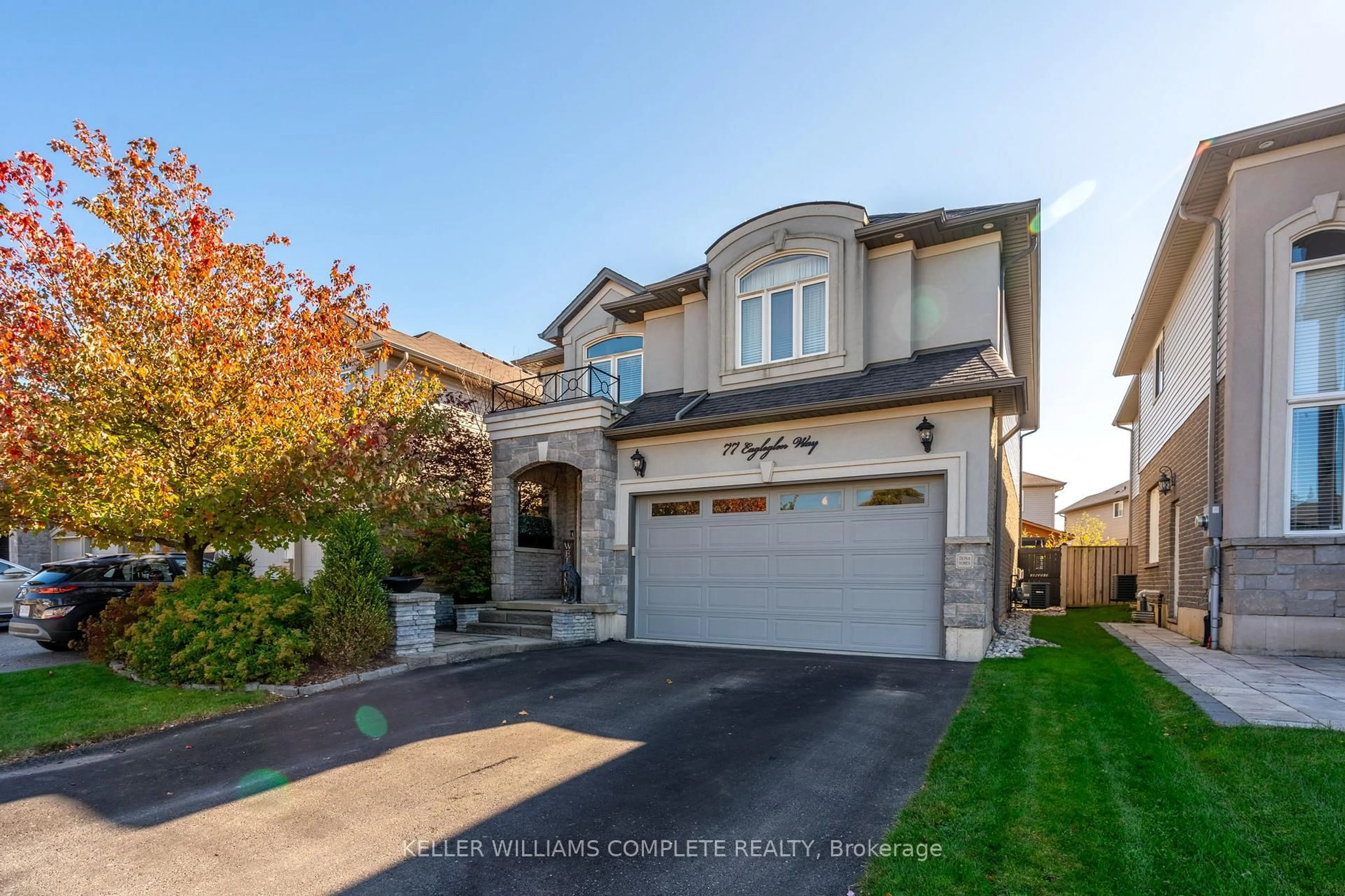 Home with vinyl exterior material, street for 77 Eagleglen Way, Hamilton Ontario L9B 0C7