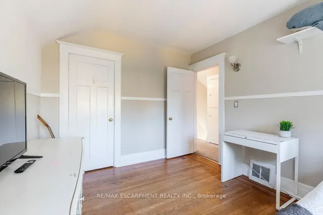 Additional property image - 197 Balmoral Ave