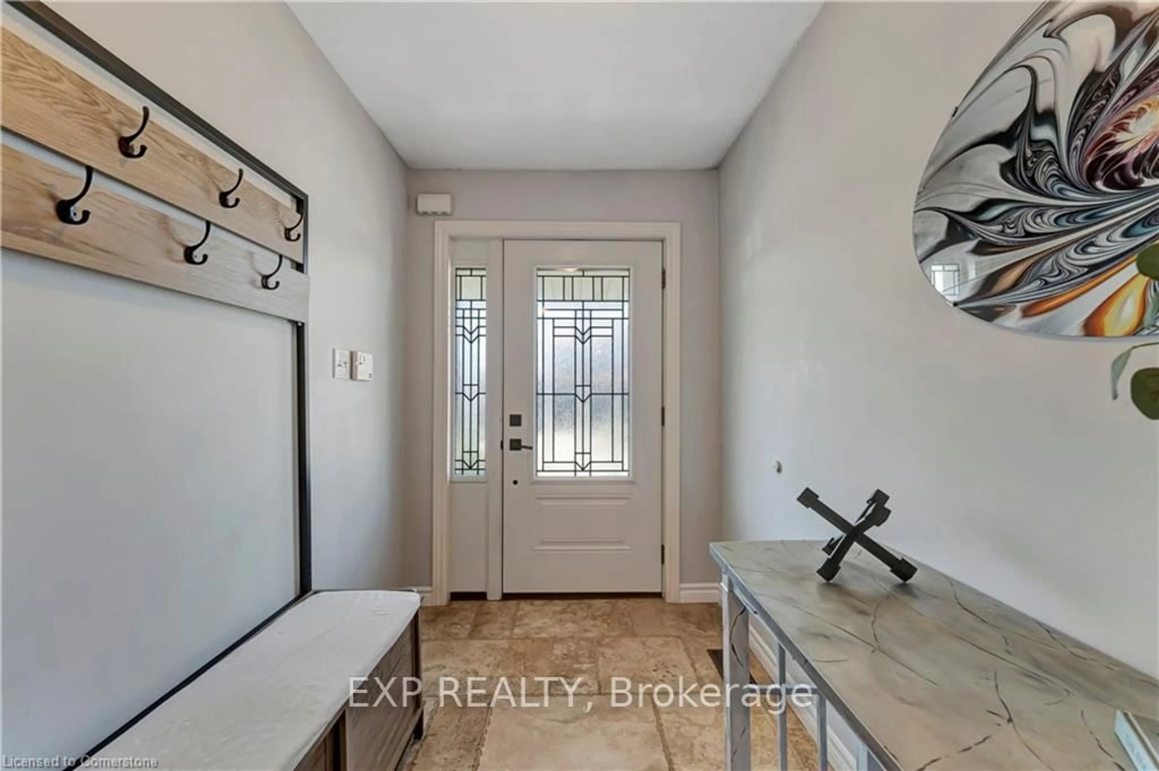 Indoor entryway for 500 Marl Meadow Cres, Kitchener Ontario N2R 1L1