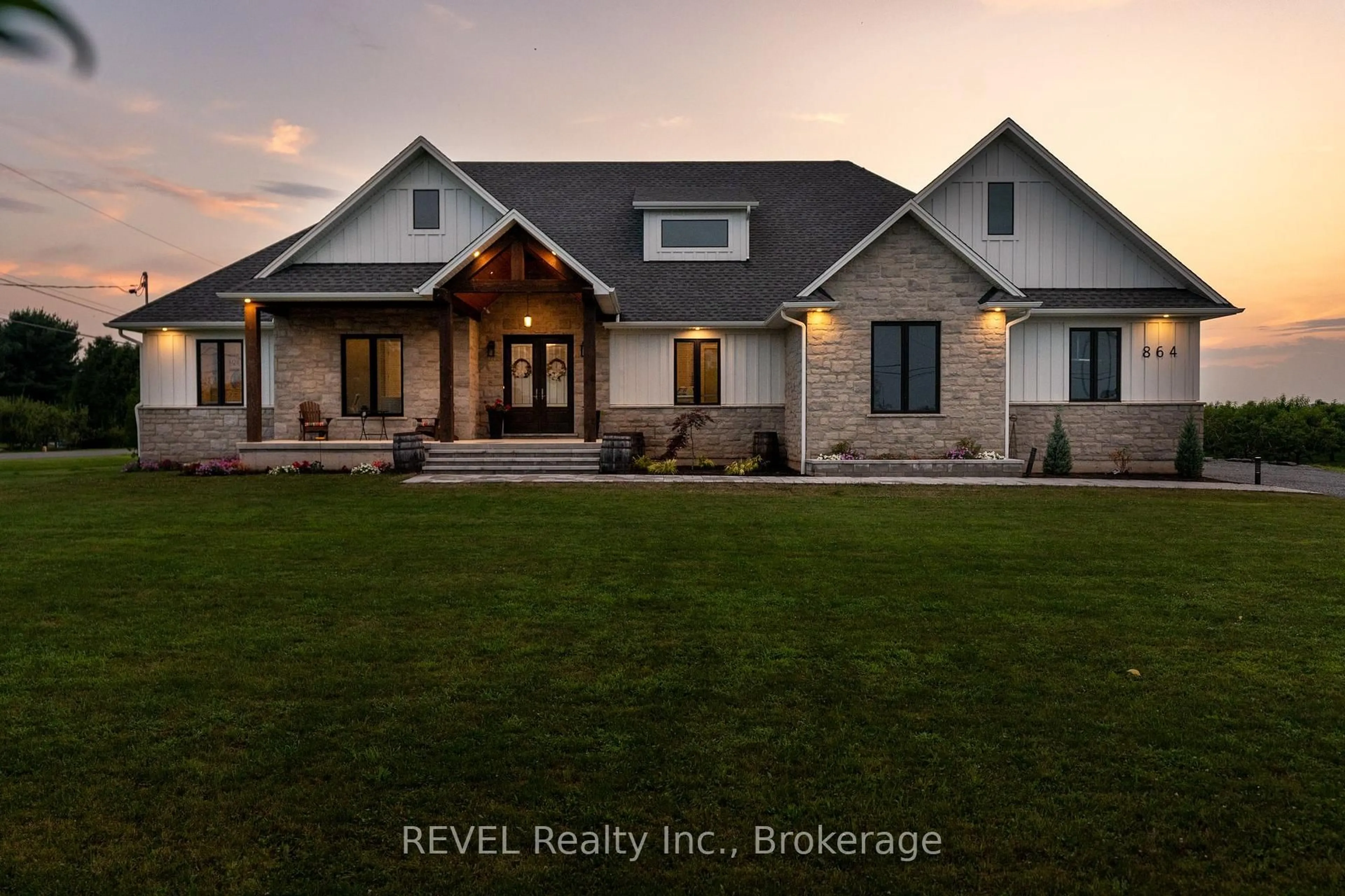 Home with brick exterior material, unknown for 864 CONCESSION 1 RD Rd, Niagara-on-the-Lake Ontario L0S 1J0