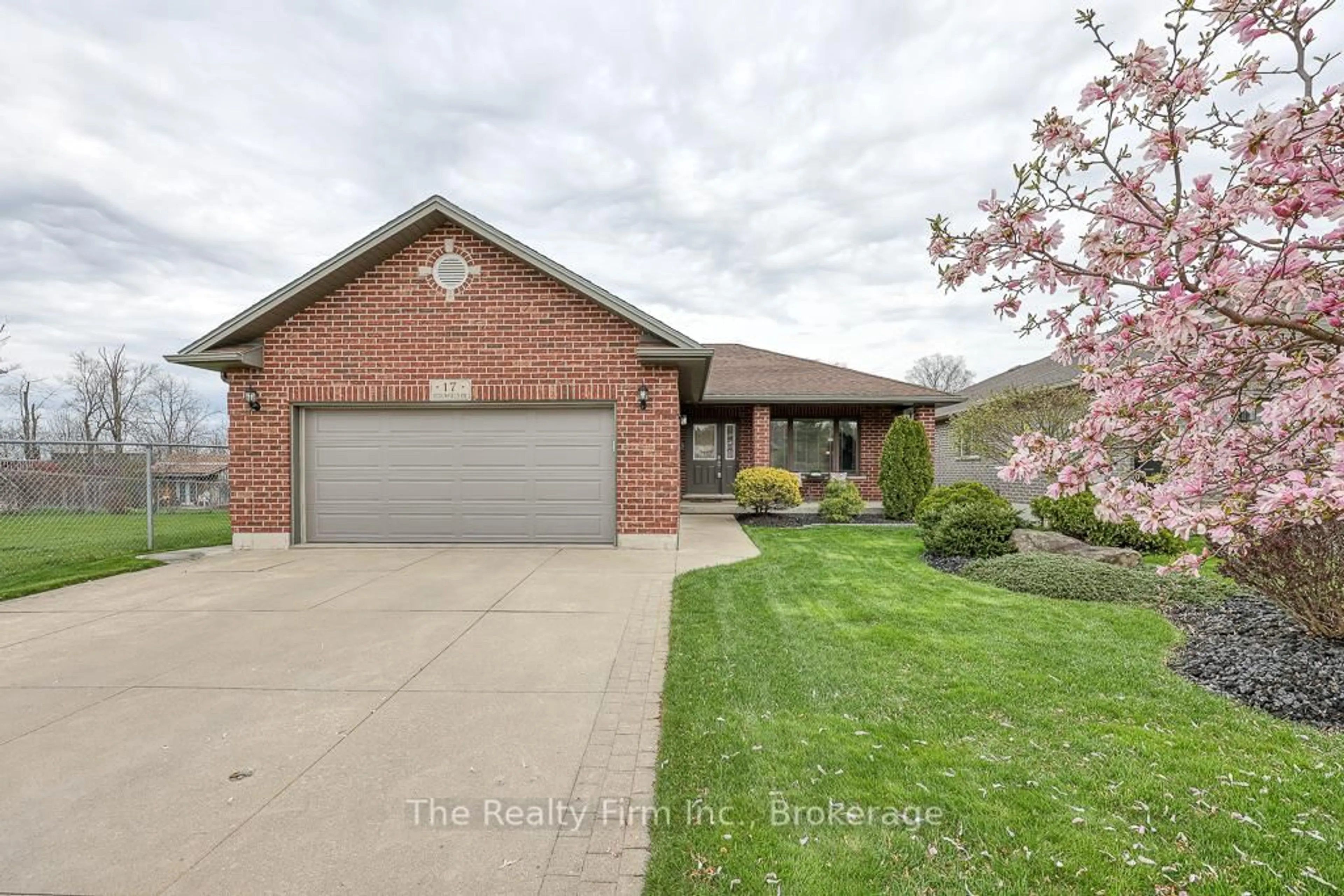 Home with brick exterior material, street for 17 Scourfield Dr, Ingersoll Ontario N5C 0A4