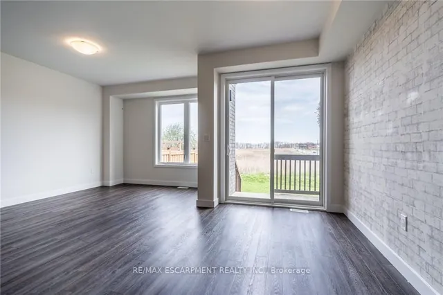 Additional property image - 6 Bedrock Dr