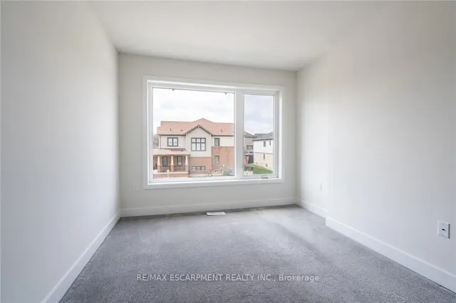 Additional property image - 6 Bedrock Dr