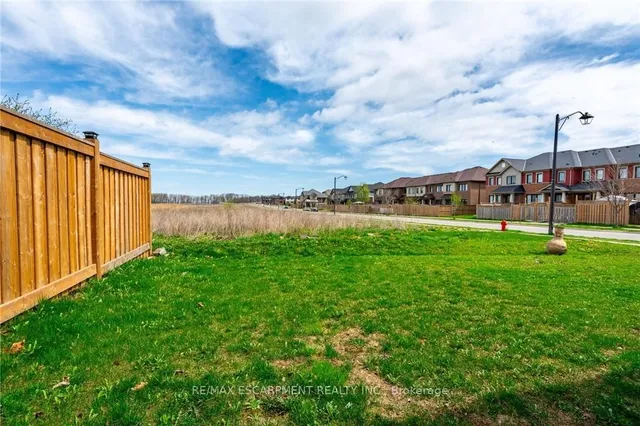 Additional property image - 6 Bedrock Dr