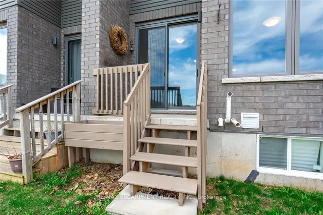 Additional property image - 6 Bedrock Dr