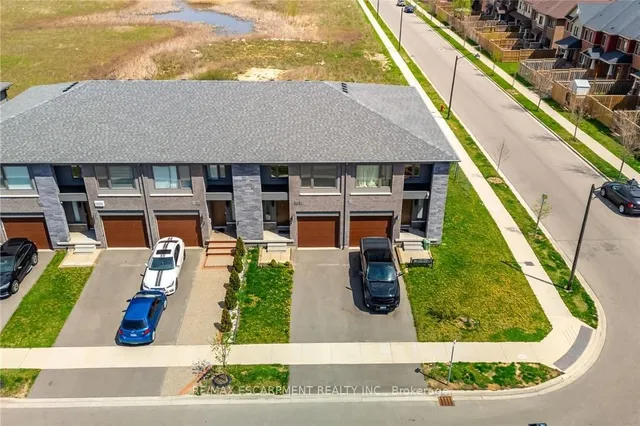 Additional property image - 6 Bedrock Dr