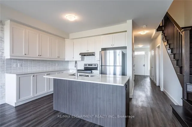 Additional property image - 6 Bedrock Dr
