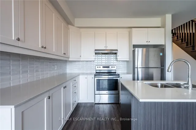 Additional property image - 6 Bedrock Dr
