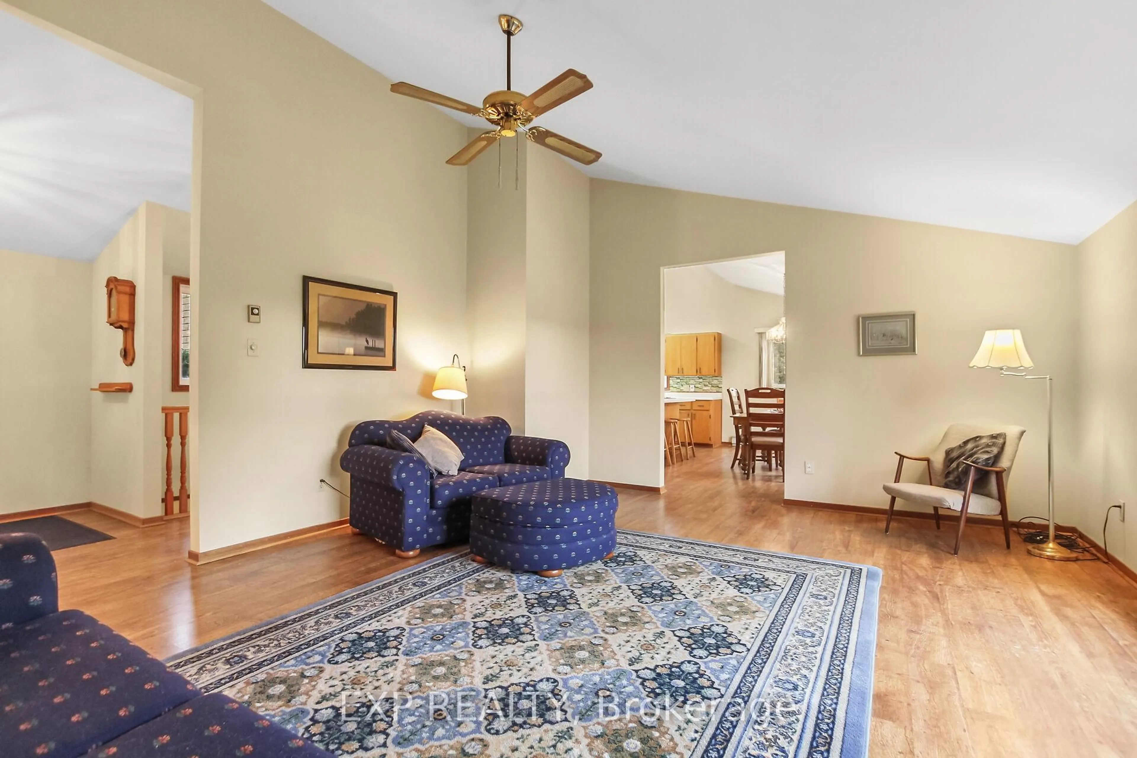 Living room with furniture, unknown for 4817 KINBURN SIDE Rd, Pakenham Ontario K0A 2X0