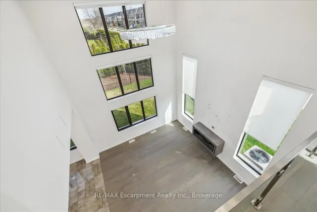 Additional property image - 39 Sunrow Gate