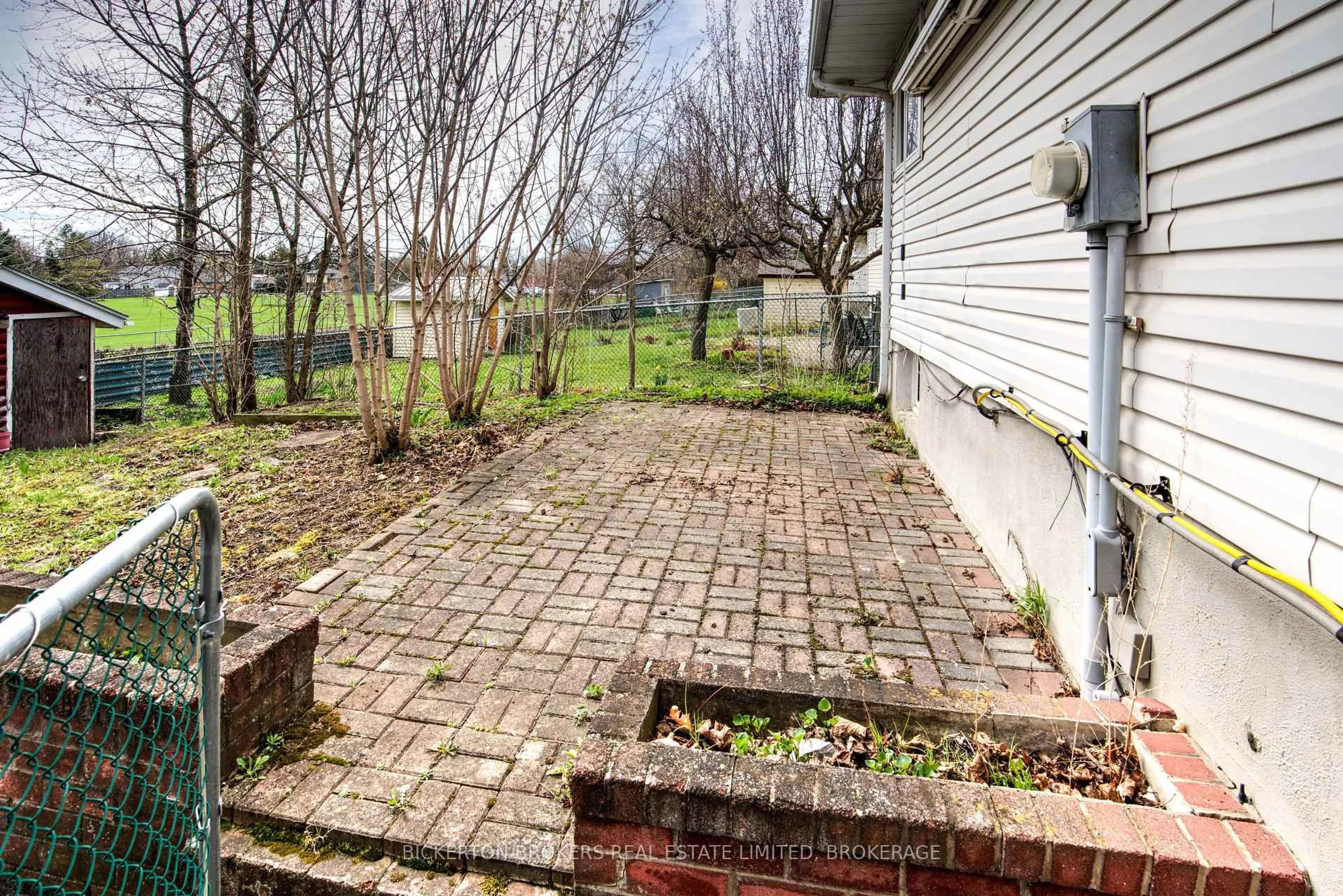 Patio, street for 99 Calderwood Dr, Kingston Ontario K7M 6L5