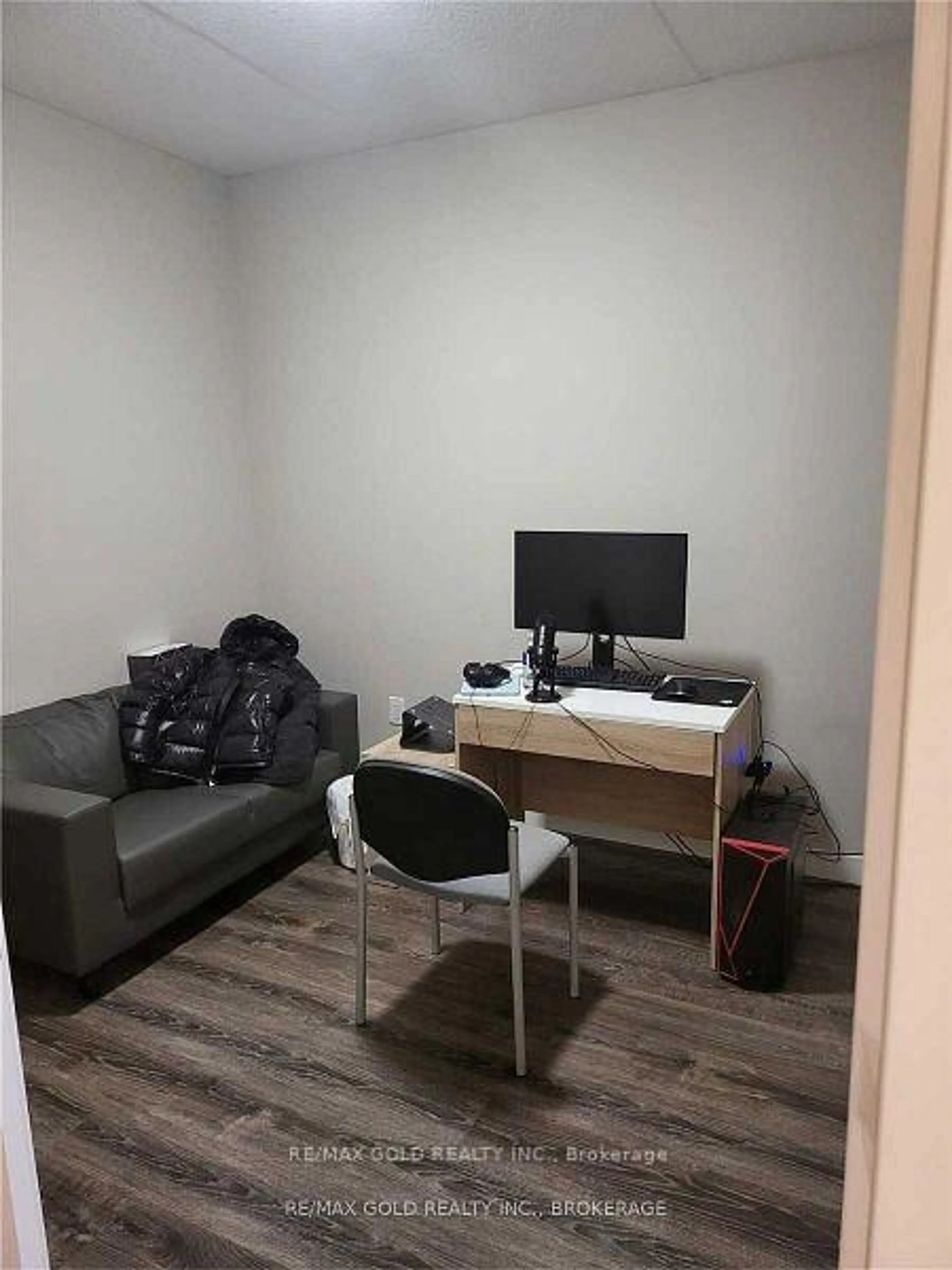 A pic of a room for 280 Lester St #623, Waterloo Ontario N2L 0G2