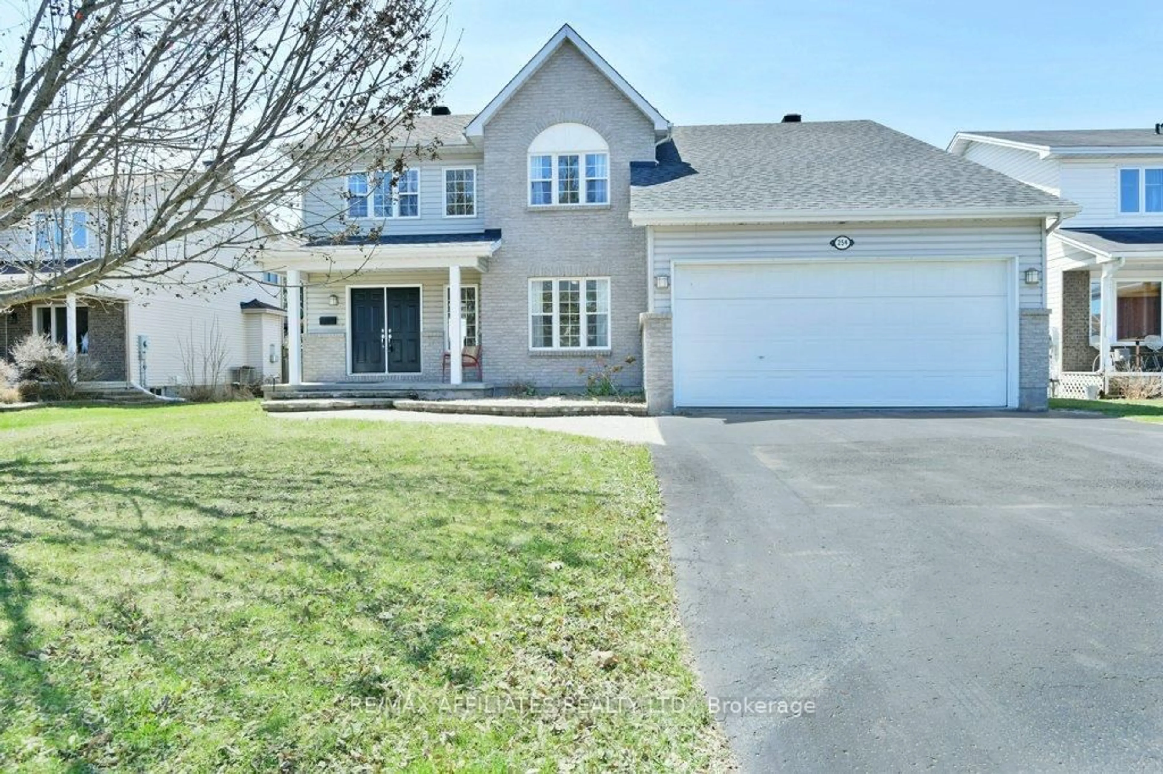 Unknown for 254 Jamieson St, Almonte Ontario K0A 1A0