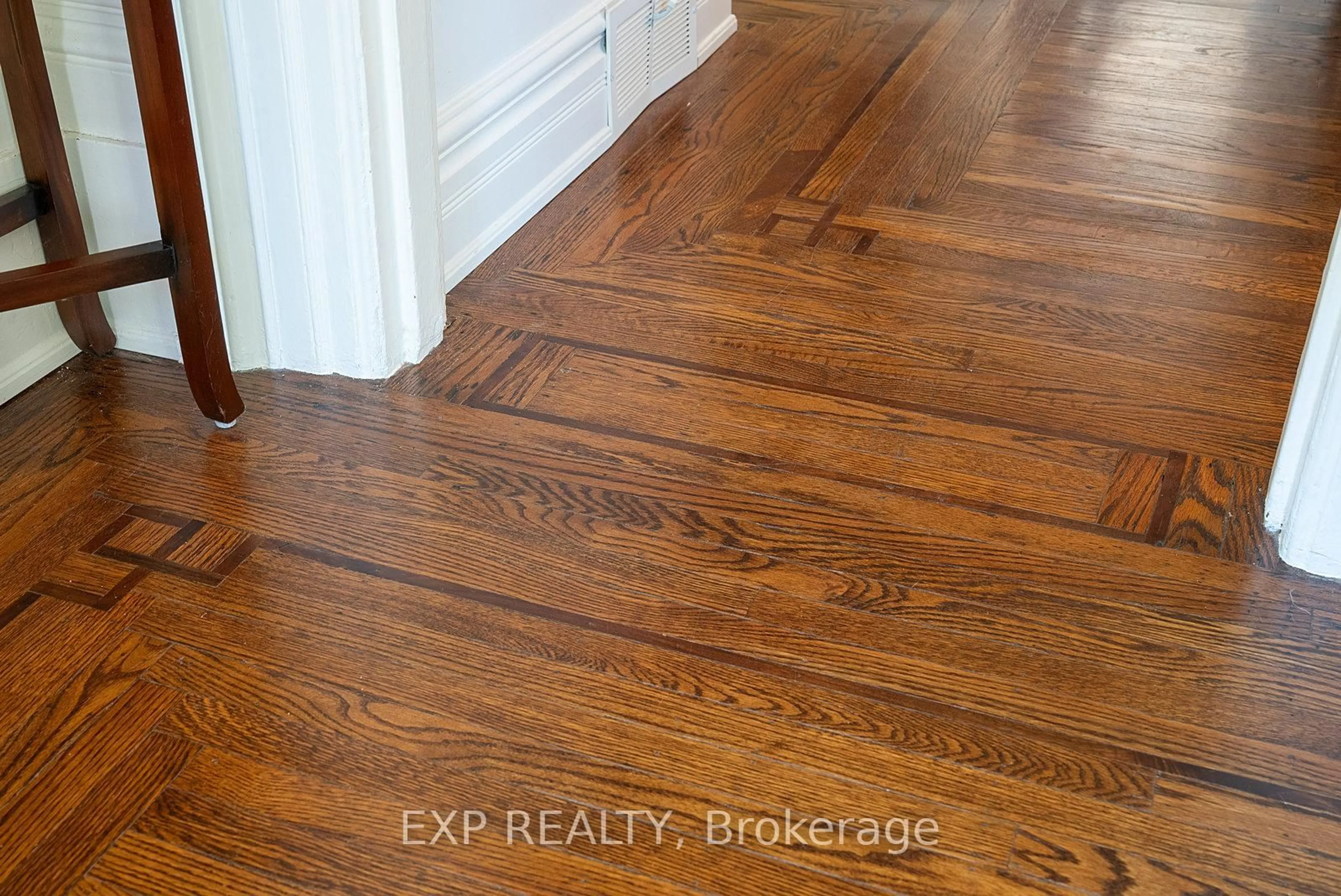 Indoor entryway for 499 Carlisle Rd, Hamilton Ontario L0P 1B0
