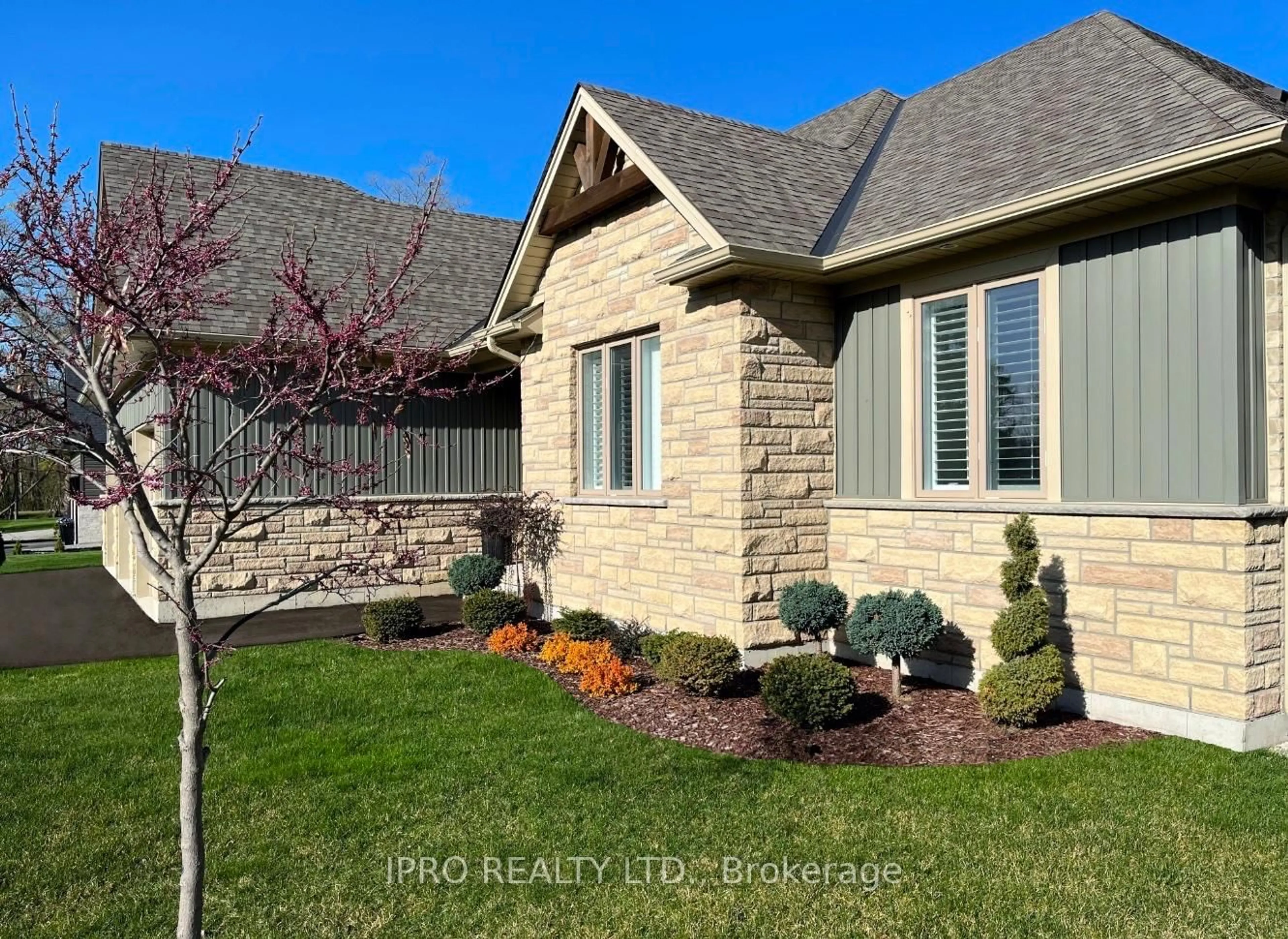 Home with brick exterior material, street for 774 Mount Pleasant Rd, Brant Ontario N0E 1K0