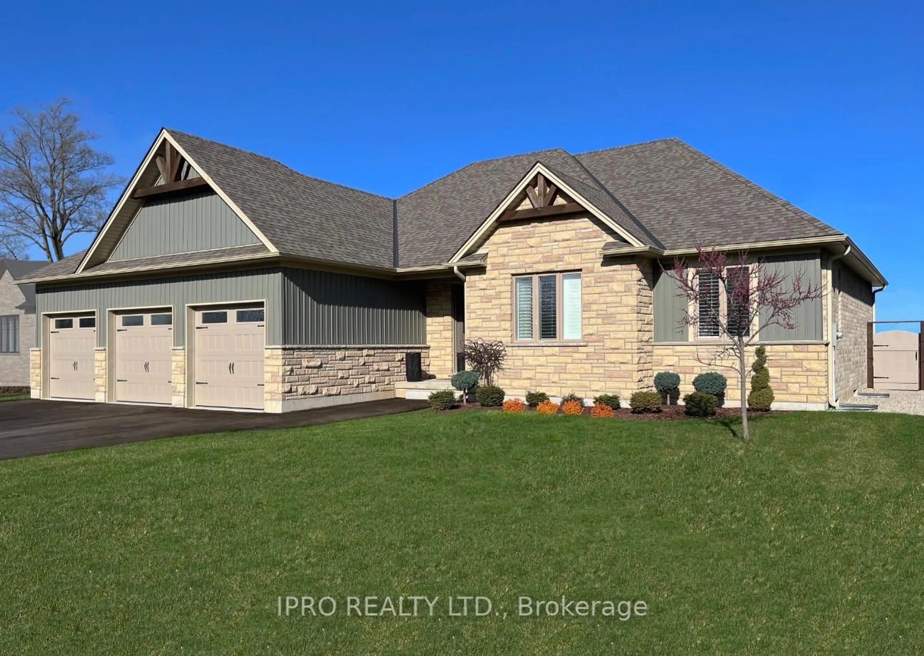Home with brick exterior material, street for 774 Mount Pleasant Rd, Brant Ontario N0E 1K0