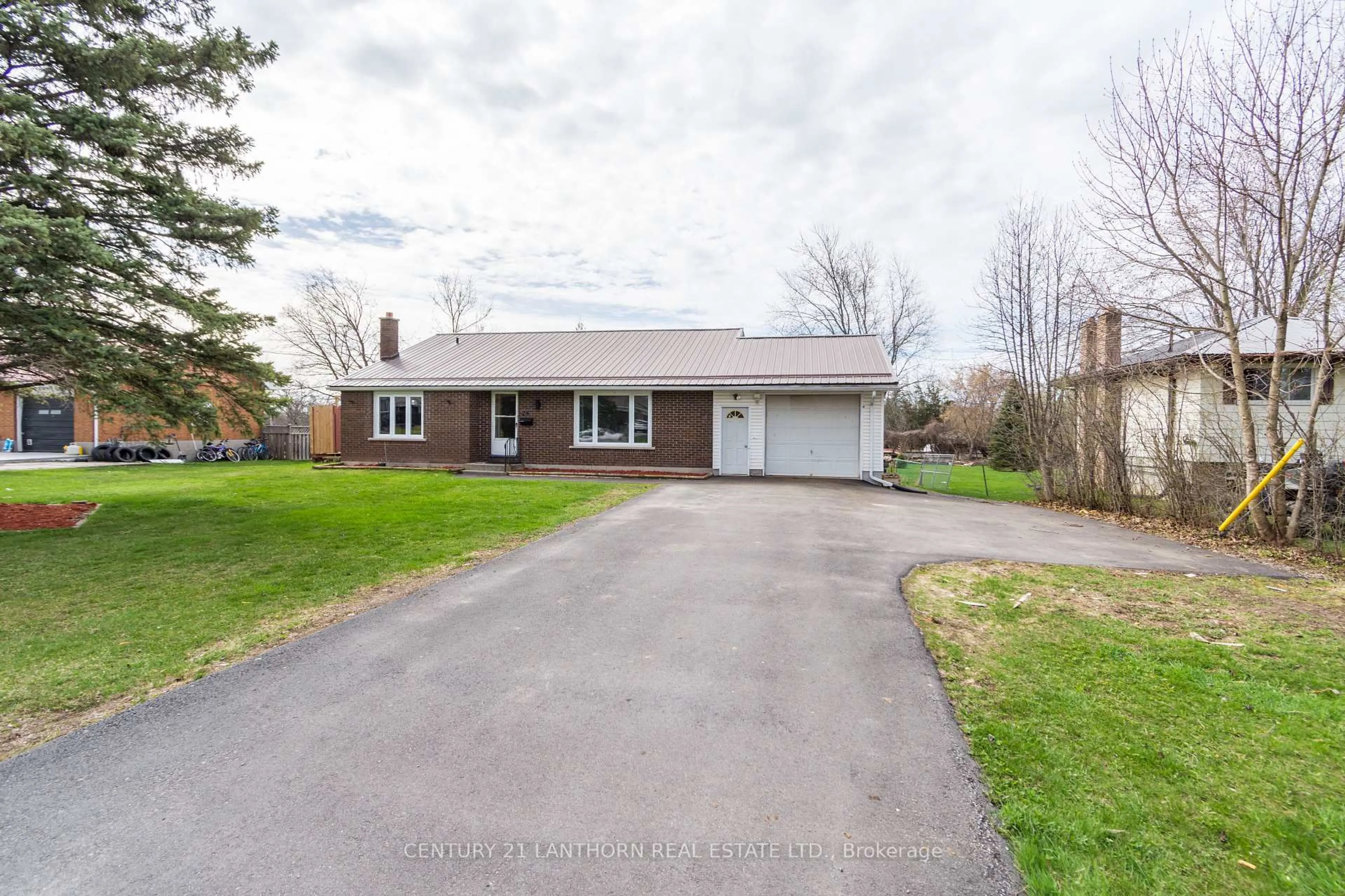 A pic from outside/outdoor area/front of a property/back of a property/a pic from drone, street for 26 Old Stone Rd, Quinte West Ontario K8R 1E3