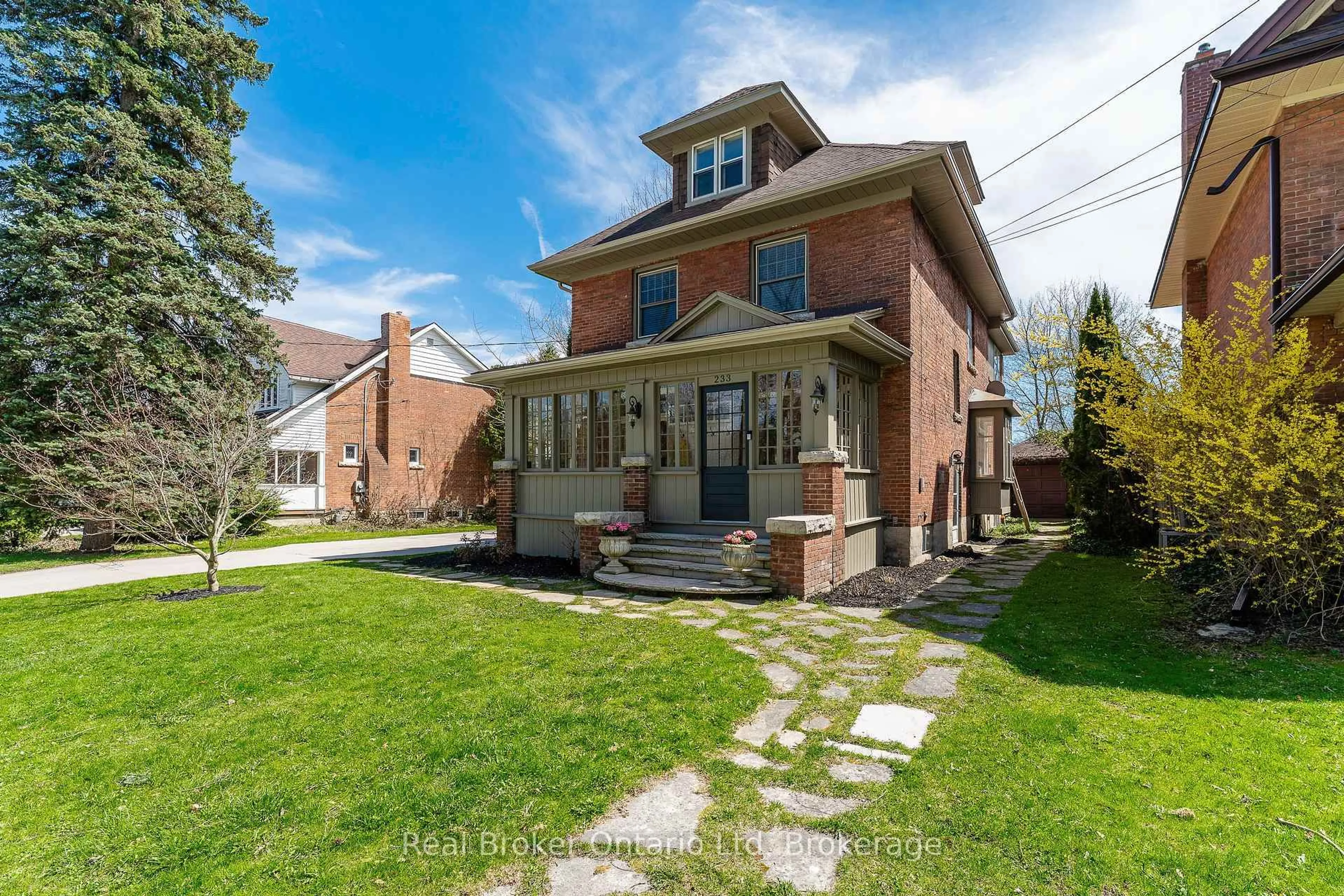 Home with brick exterior material, street for 233 4th A St, Owen Sound Ontario N4K 1A7