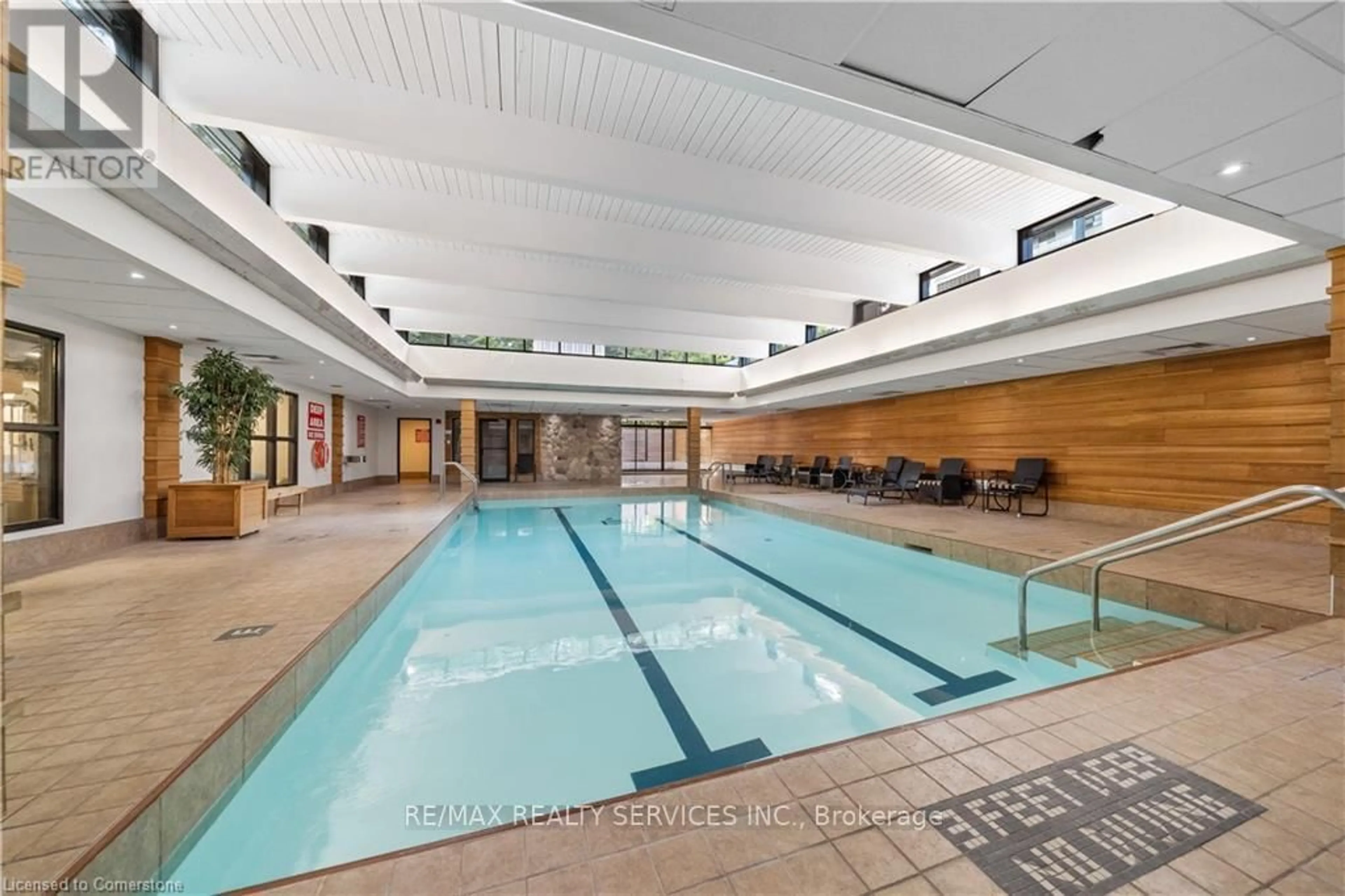 Pool for 150 Charlton Ave #1507, Hamilton Ontario L8N 3X3