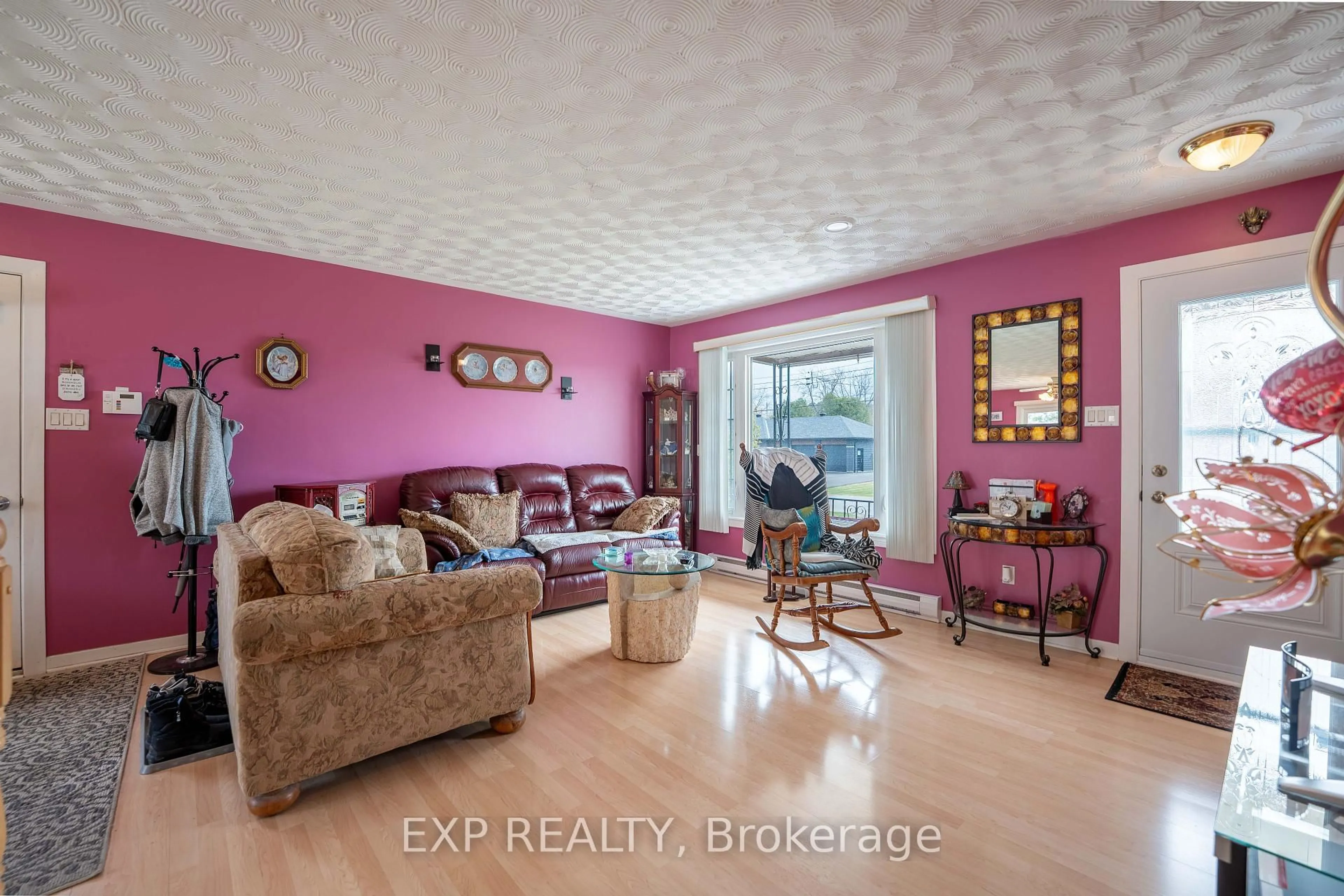 Living room with furniture, unknown for 7 Bissonnette St, Alfred and Plantagenet Ontario K0B 1A0