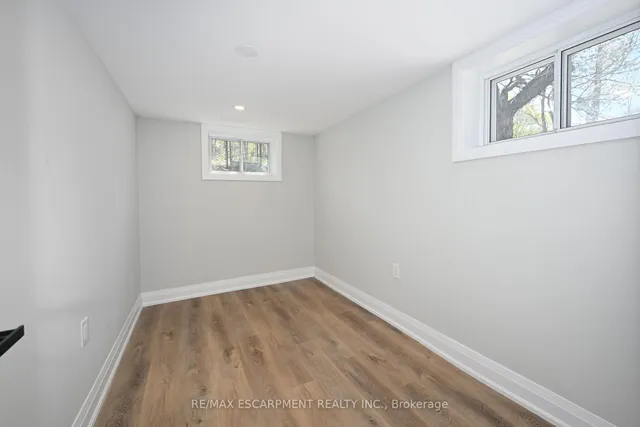 Additional property image - 282 Ottawa St