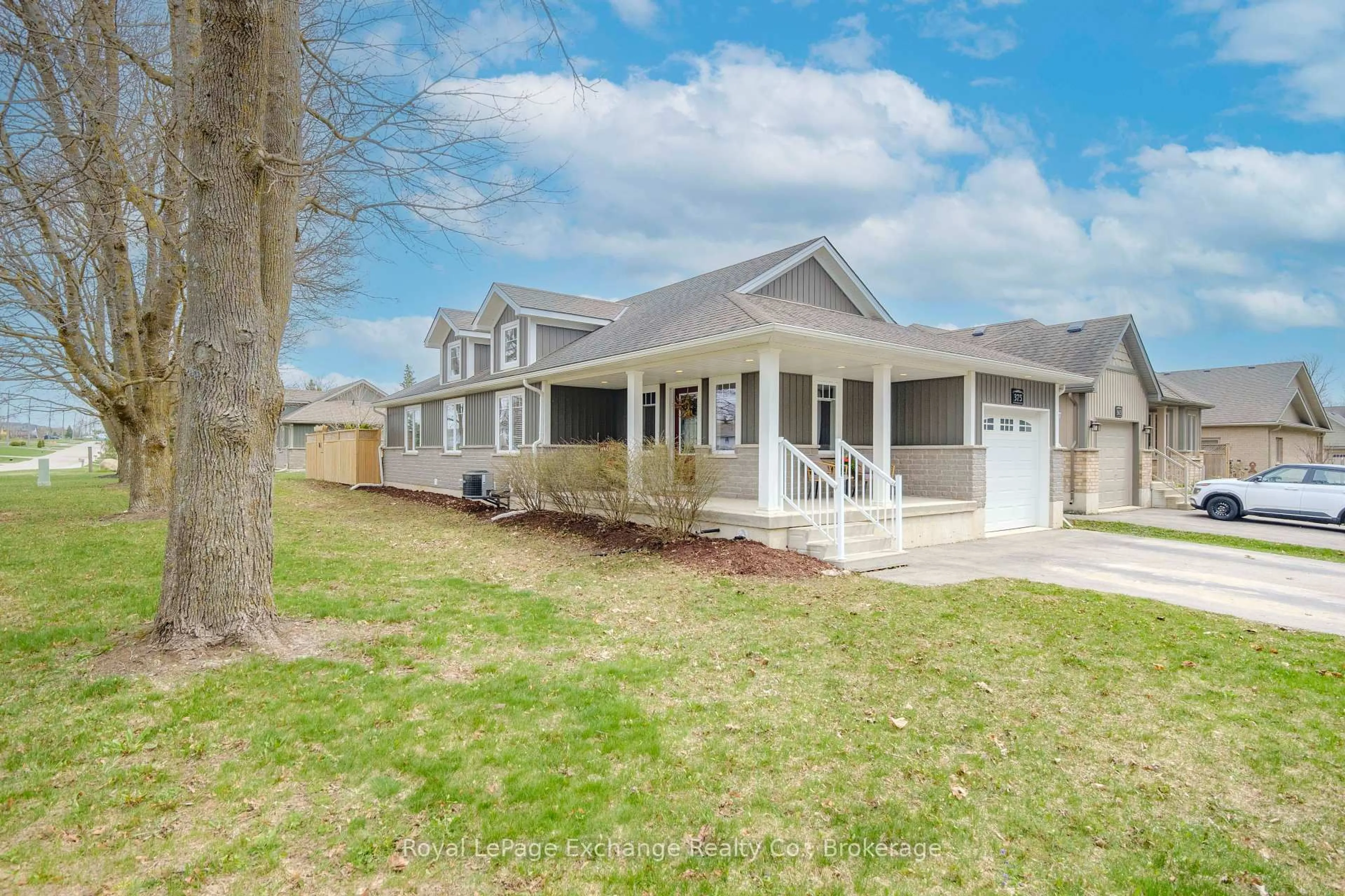Home with vinyl exterior material, street for 375 Kincardine St, West Grey Ontario N0G 1R0