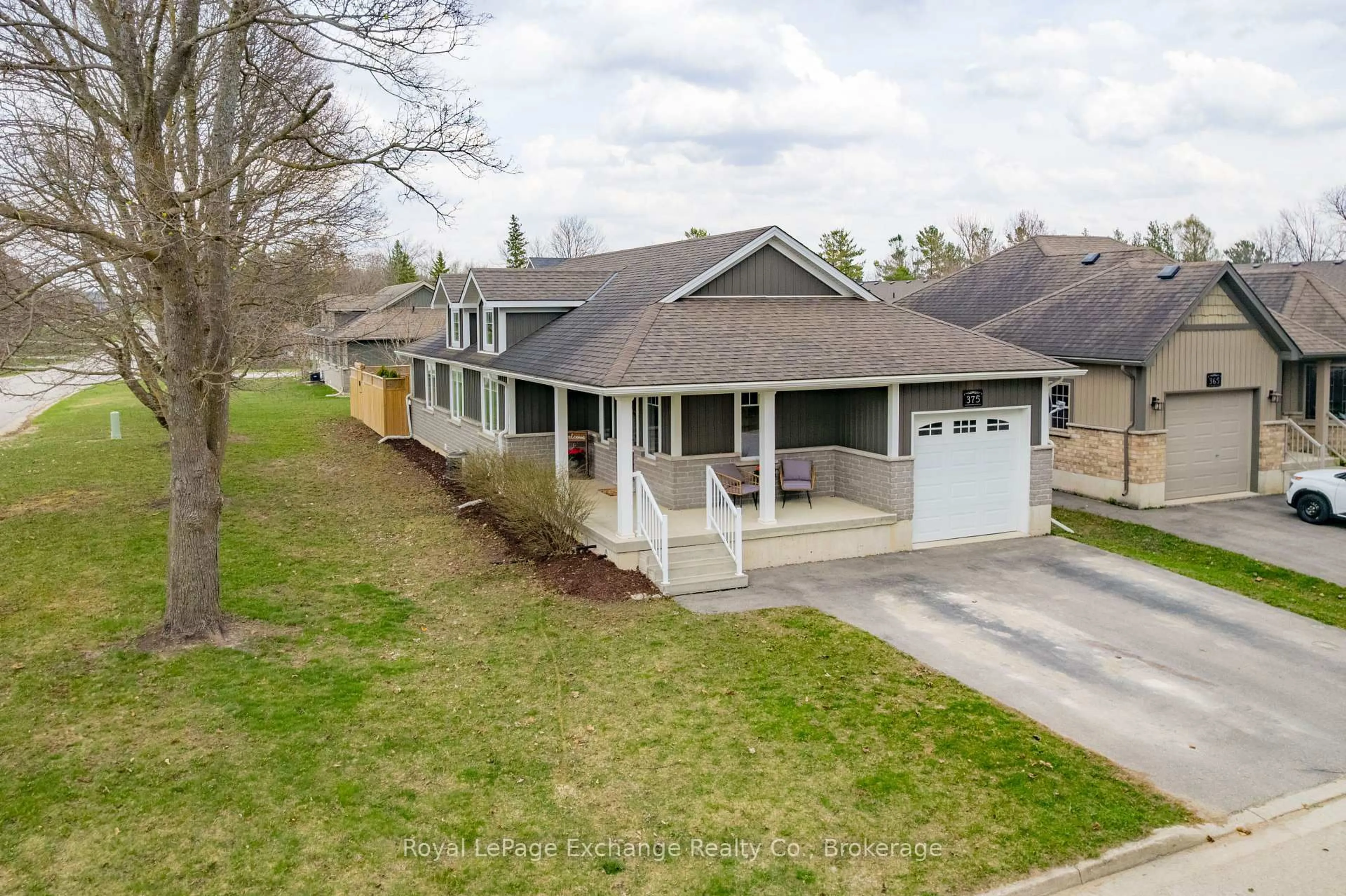A pic from outside/outdoor area/front of a property/back of a property/a pic from drone, street for 375 Kincardine St, West Grey Ontario N0G 1R0