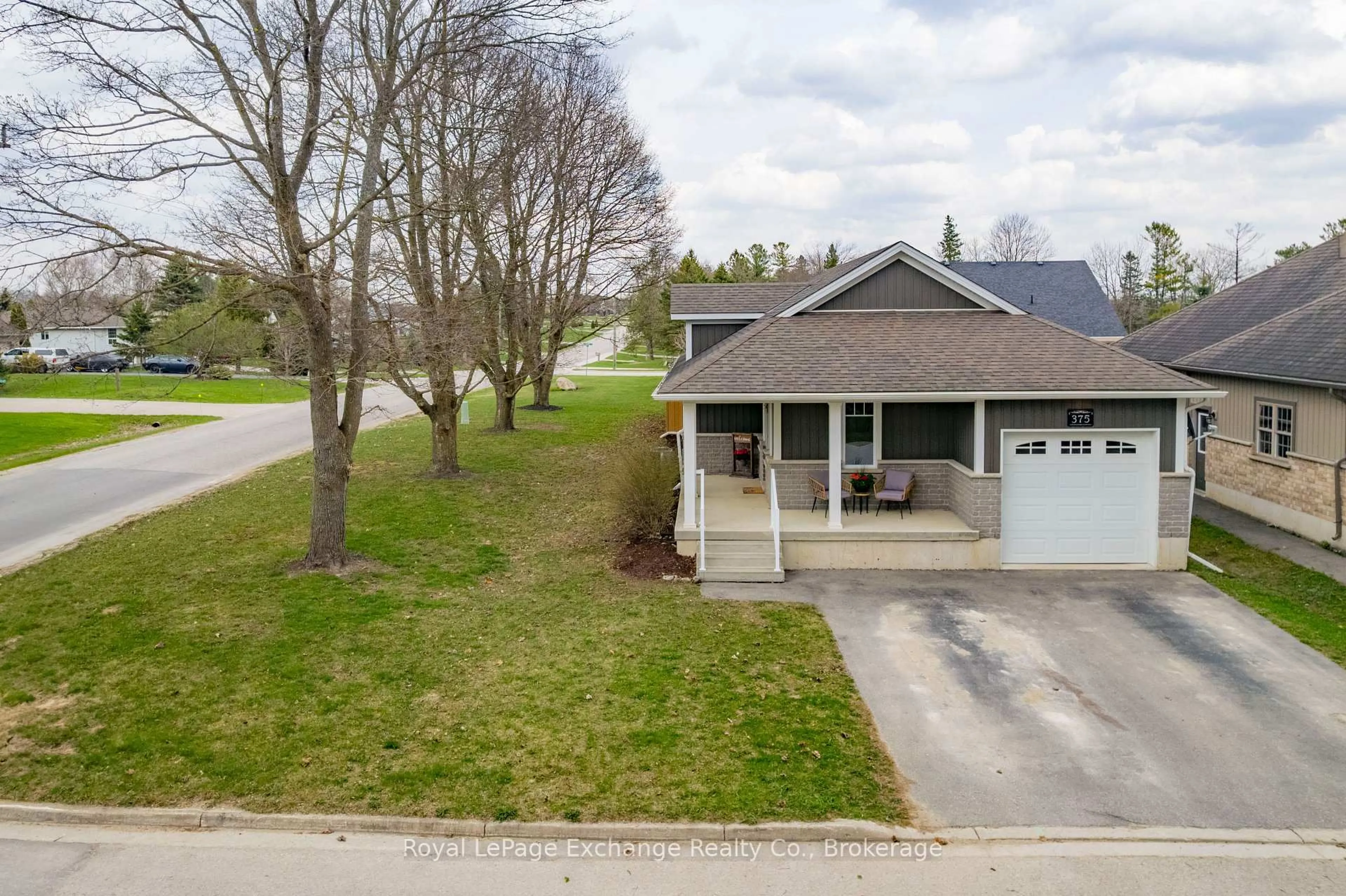 A pic from outside/outdoor area/front of a property/back of a property/a pic from drone, street for 375 Kincardine St, West Grey Ontario N0G 1R0