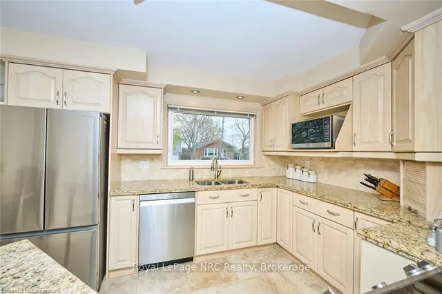 Additional property image - 30 Carmen Ave