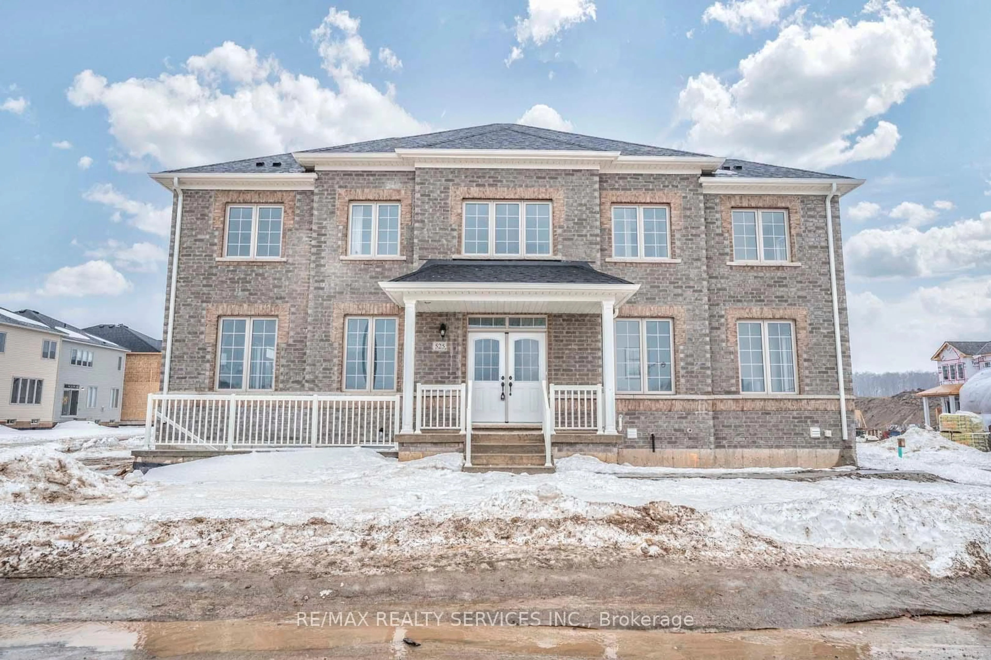 Home with brick exterior material, building for 525 Red Elm Rd, Shelburne Ontario L6V 3Y5