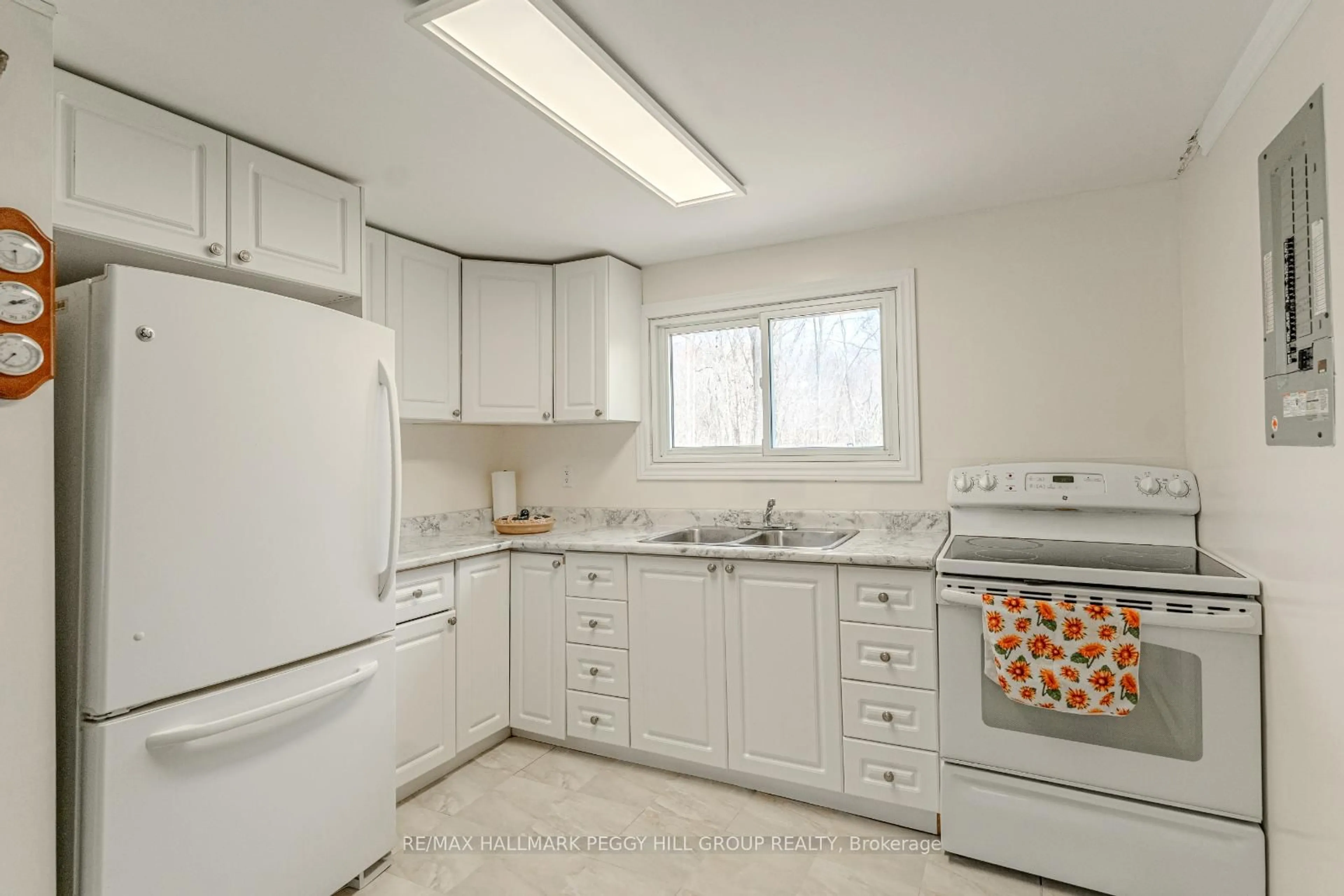 Standard kitchen, unknown for 311 Black River Rd, Kawartha Lakes Ontario L0K 2B0