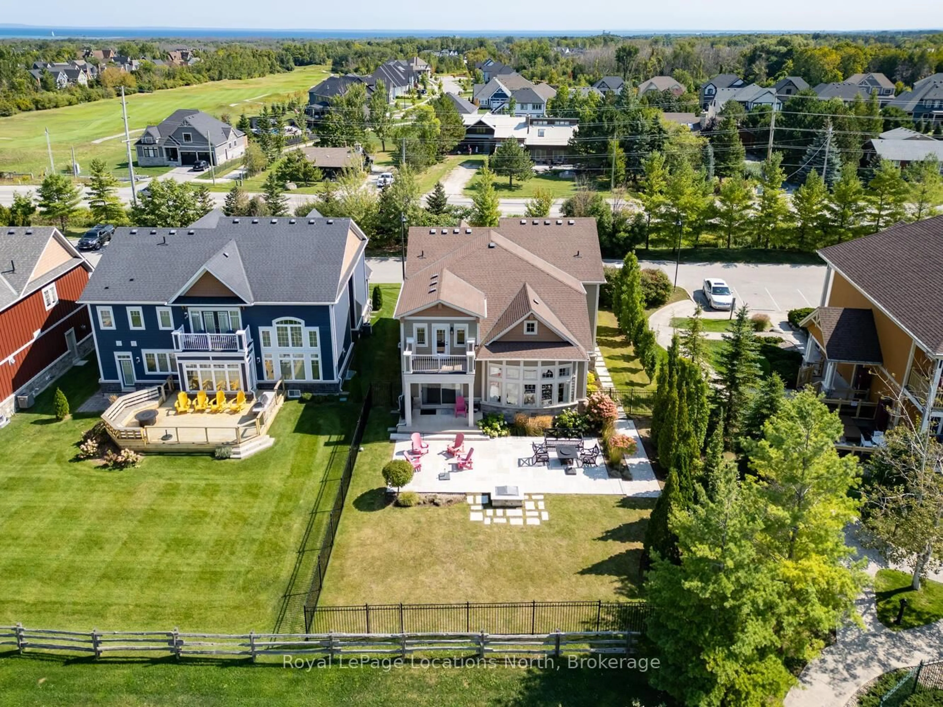 A pic from outside/outdoor area/front of a property/back of a property/a pic from drone, unknown for 277 JOZO WEIDER Blvd #902, Blue Mountains Ontario L9Y 1V0