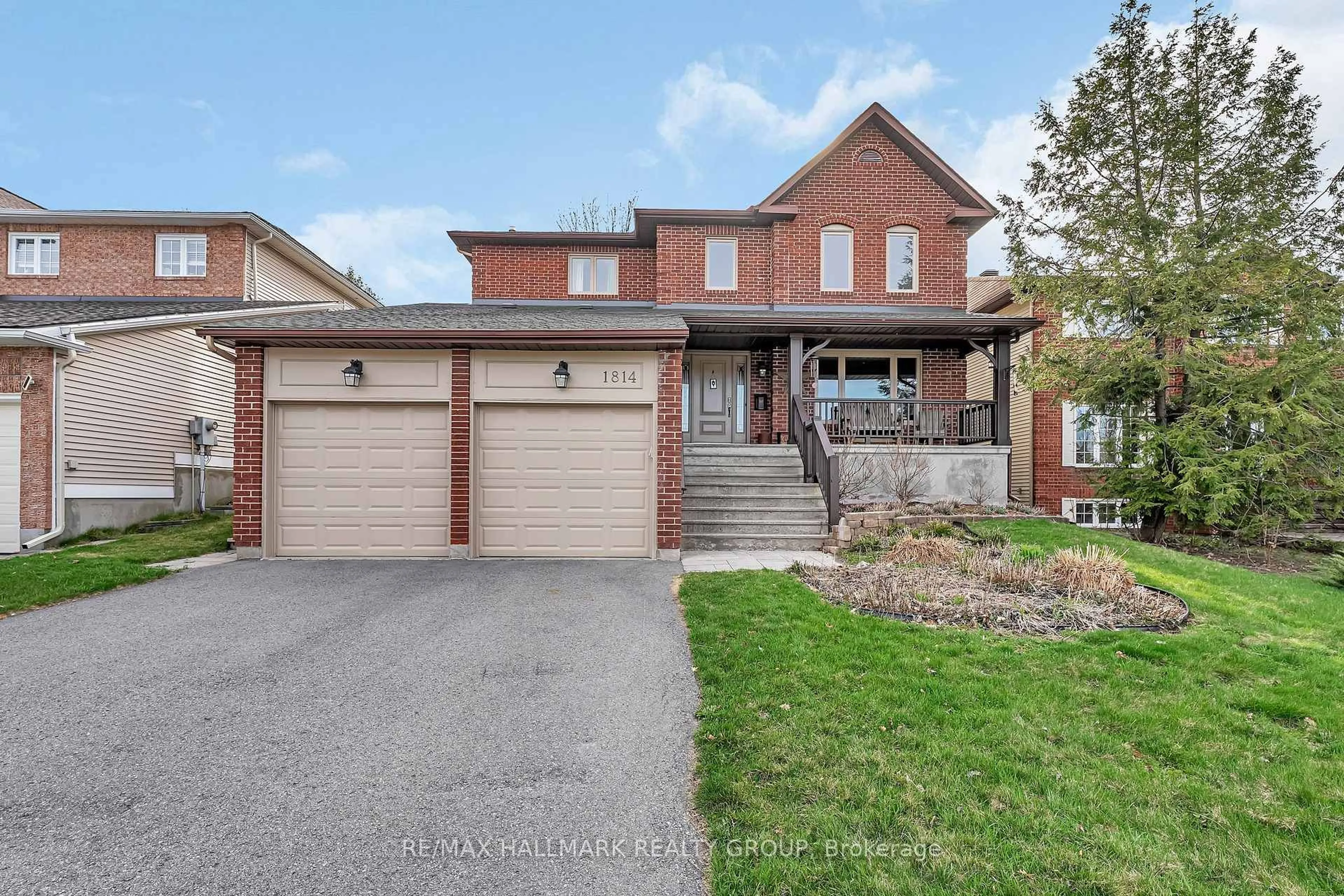 Home with brick exterior material, street for 1814 Thornecrest St, Orleans Ontario K1C 6K7
