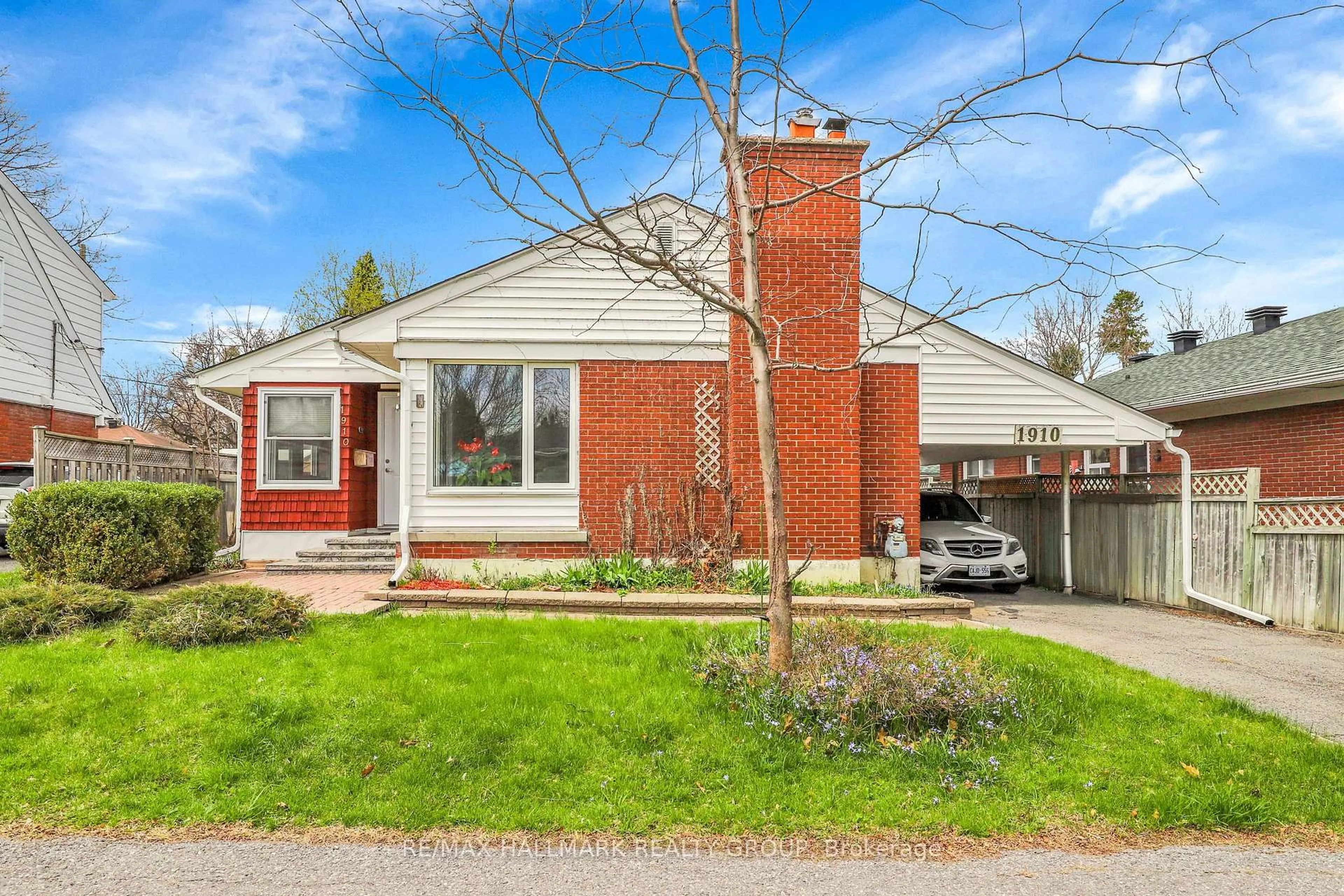 Home with brick exterior material, street for 1910 Haig Dr, Ottawa Ontario K1G 2K1