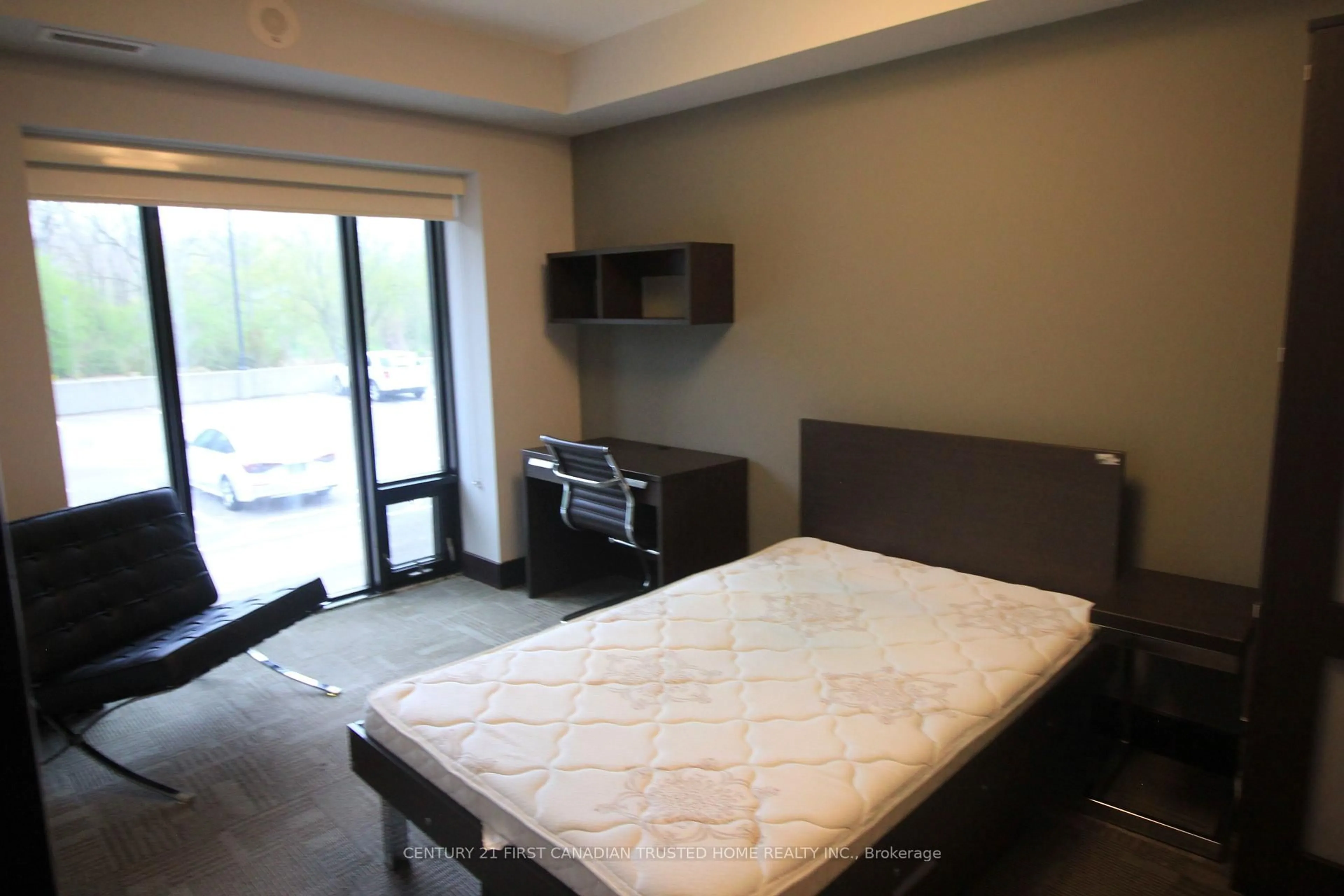 A pic of a room for 1235 Richmond St #203, London East Ontario N6A 0C1
