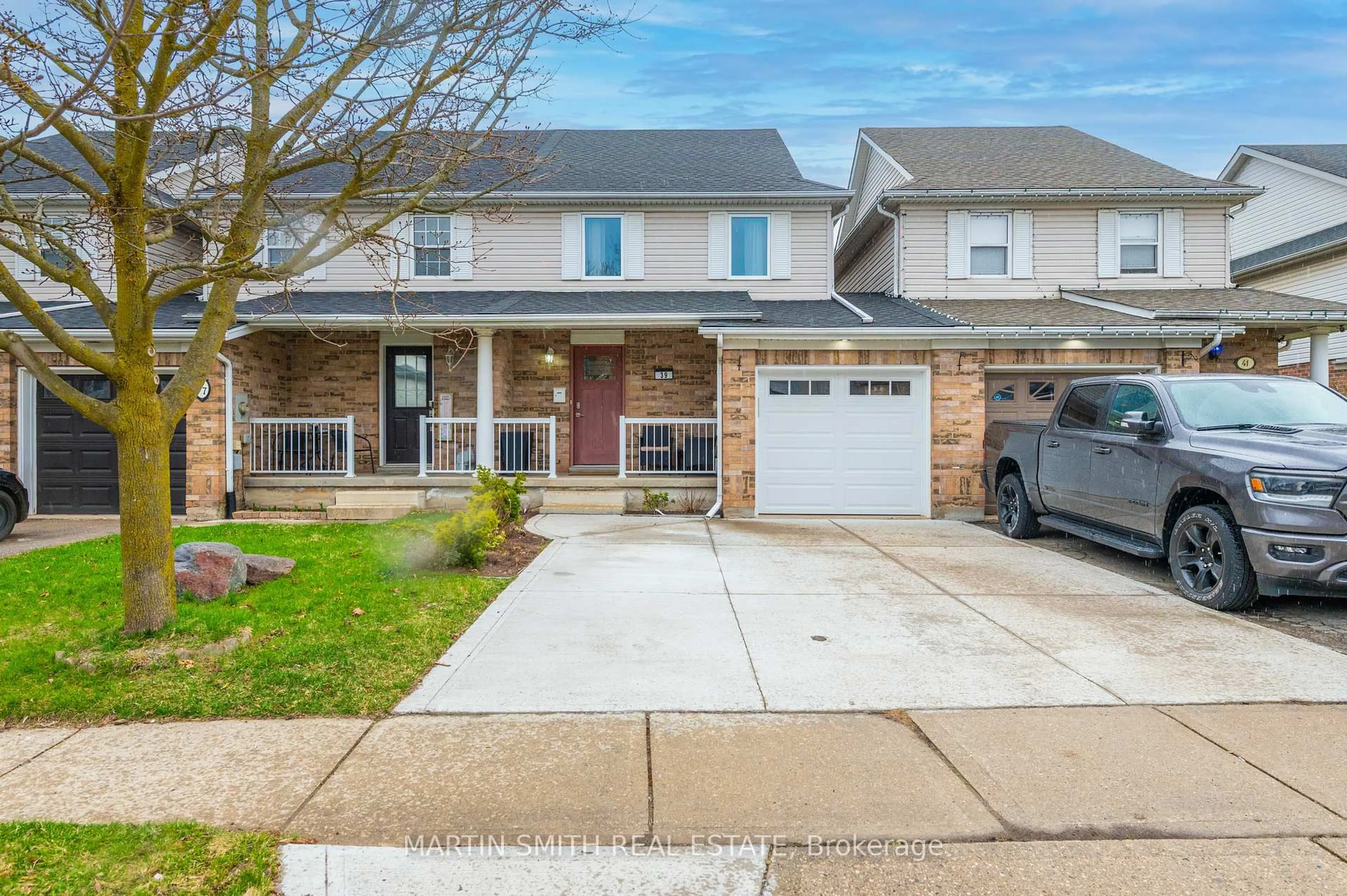 Home with brick exterior material, street for 39 Watch Hill Lane, Cambridge Ontario N3H 5P9