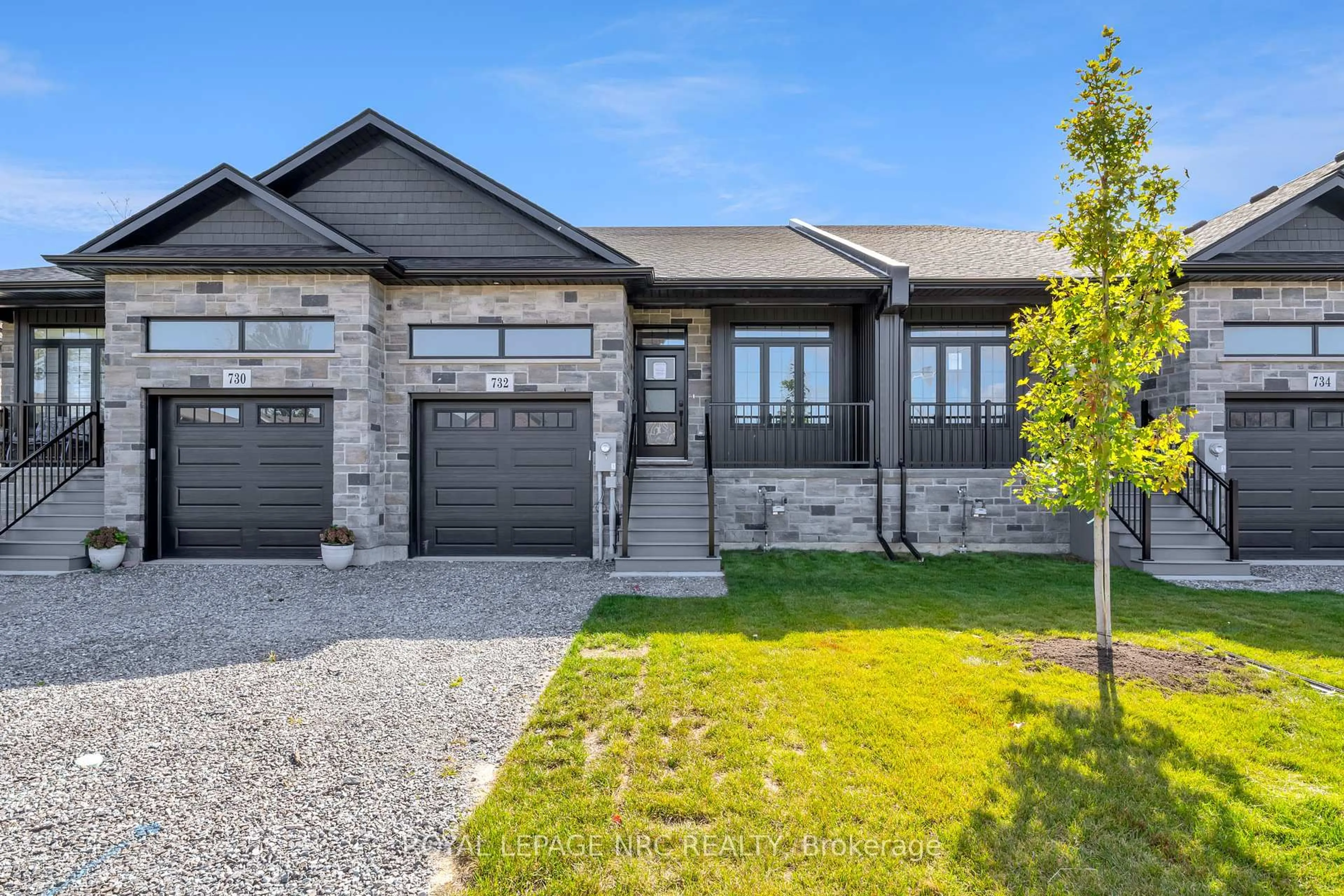 Home with brick exterior material, street for 732 Clarence St, Port Colborne Ontario L3K 0A8
