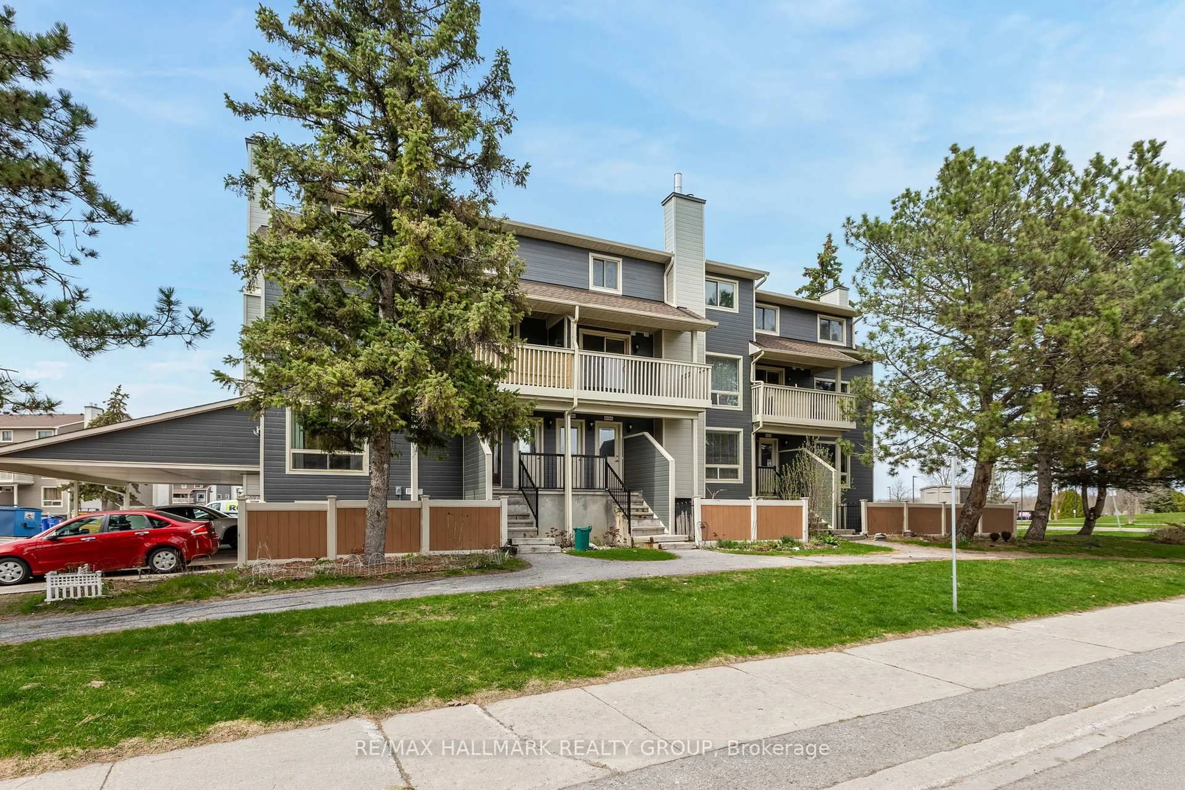 Unknown for 802 St Andre Dr #44A, Ottawa Ontario K1C 4R3