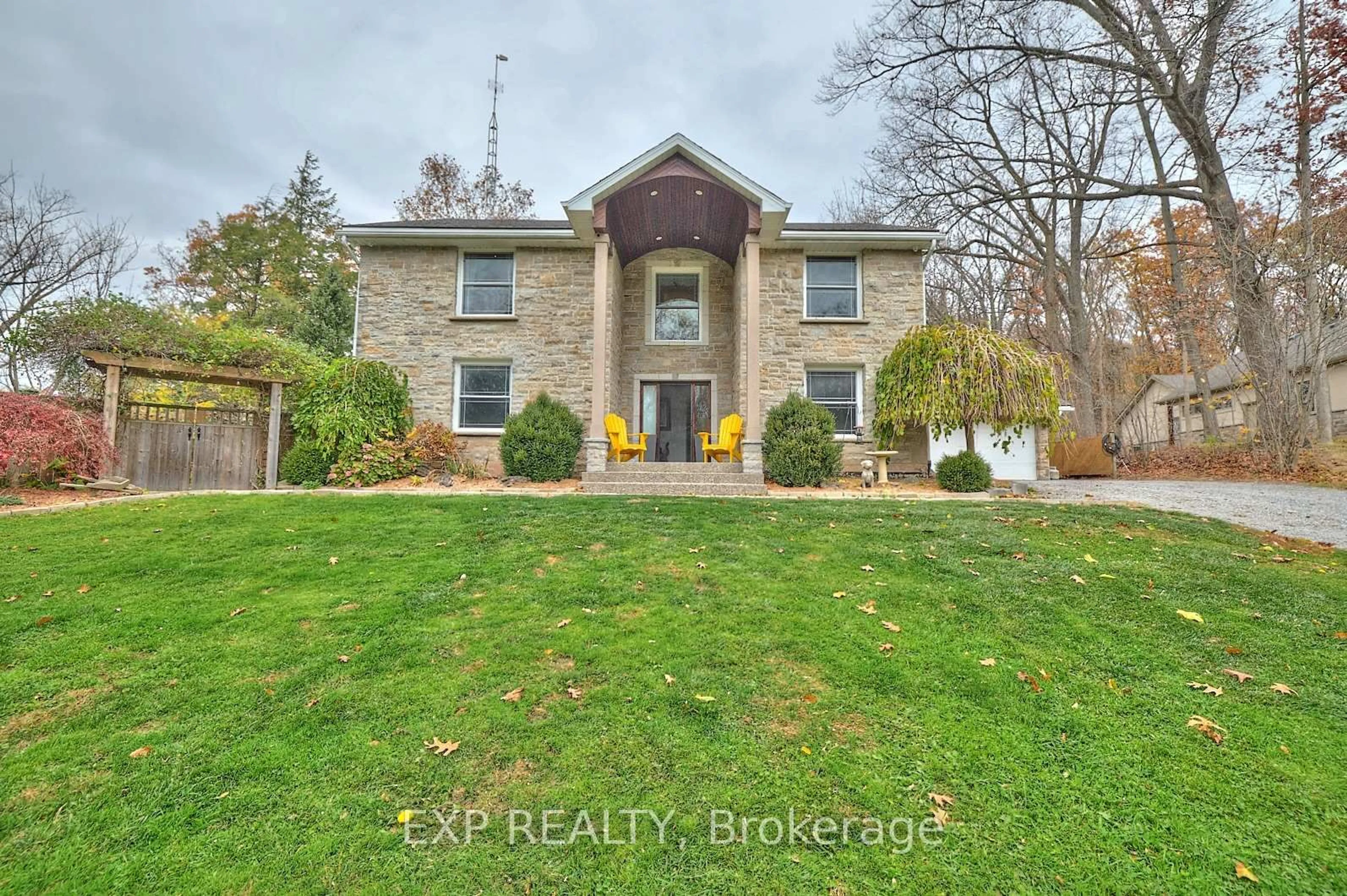 Unknown for 6147 STAMFORD TOWNLINE Rd, Niagara-on-the-Lake Ontario L0S 1P0