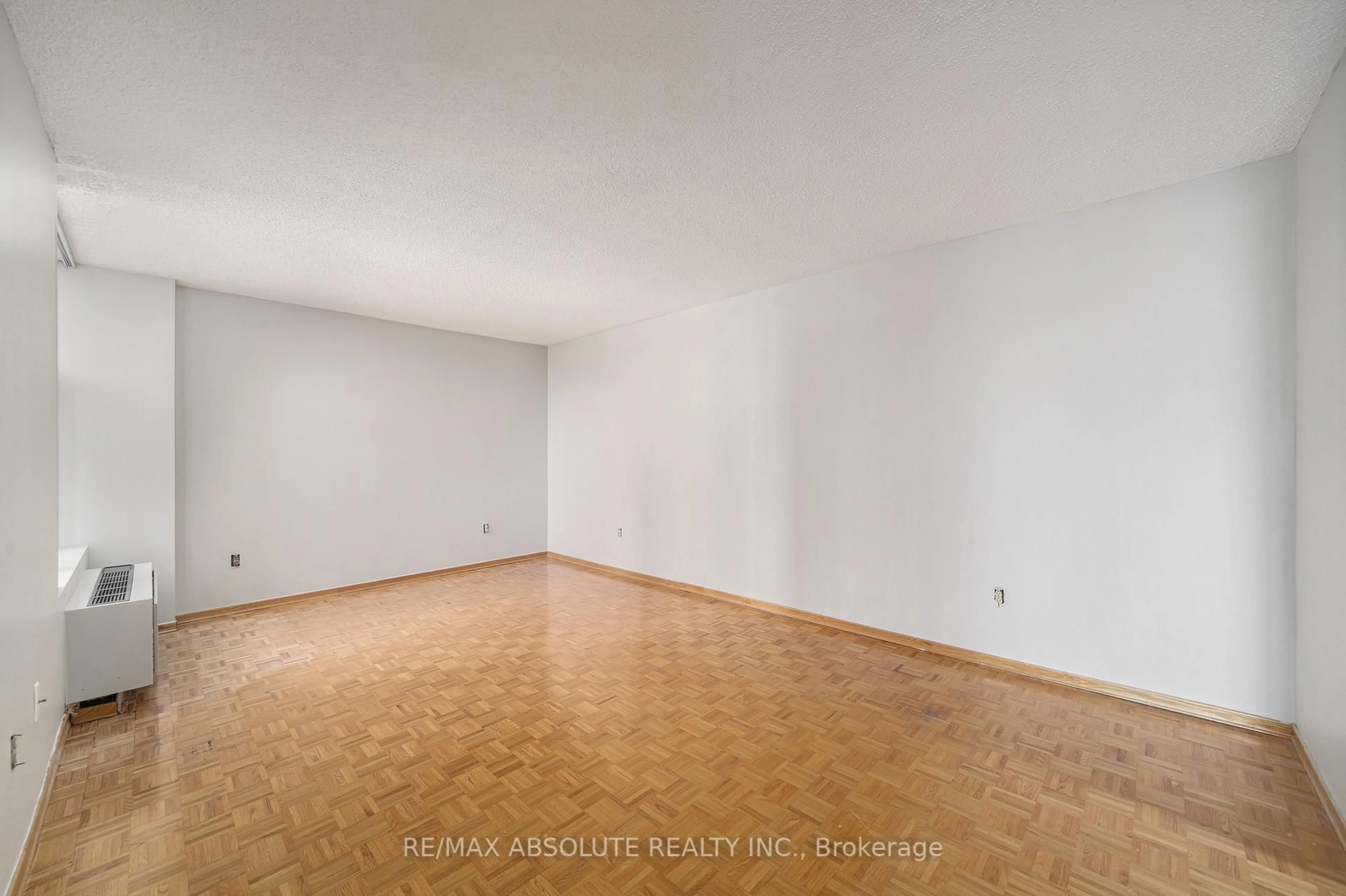 A pic of a room for 2759 Carousel Cres #203, Ottawa Ontario K1T 2N5