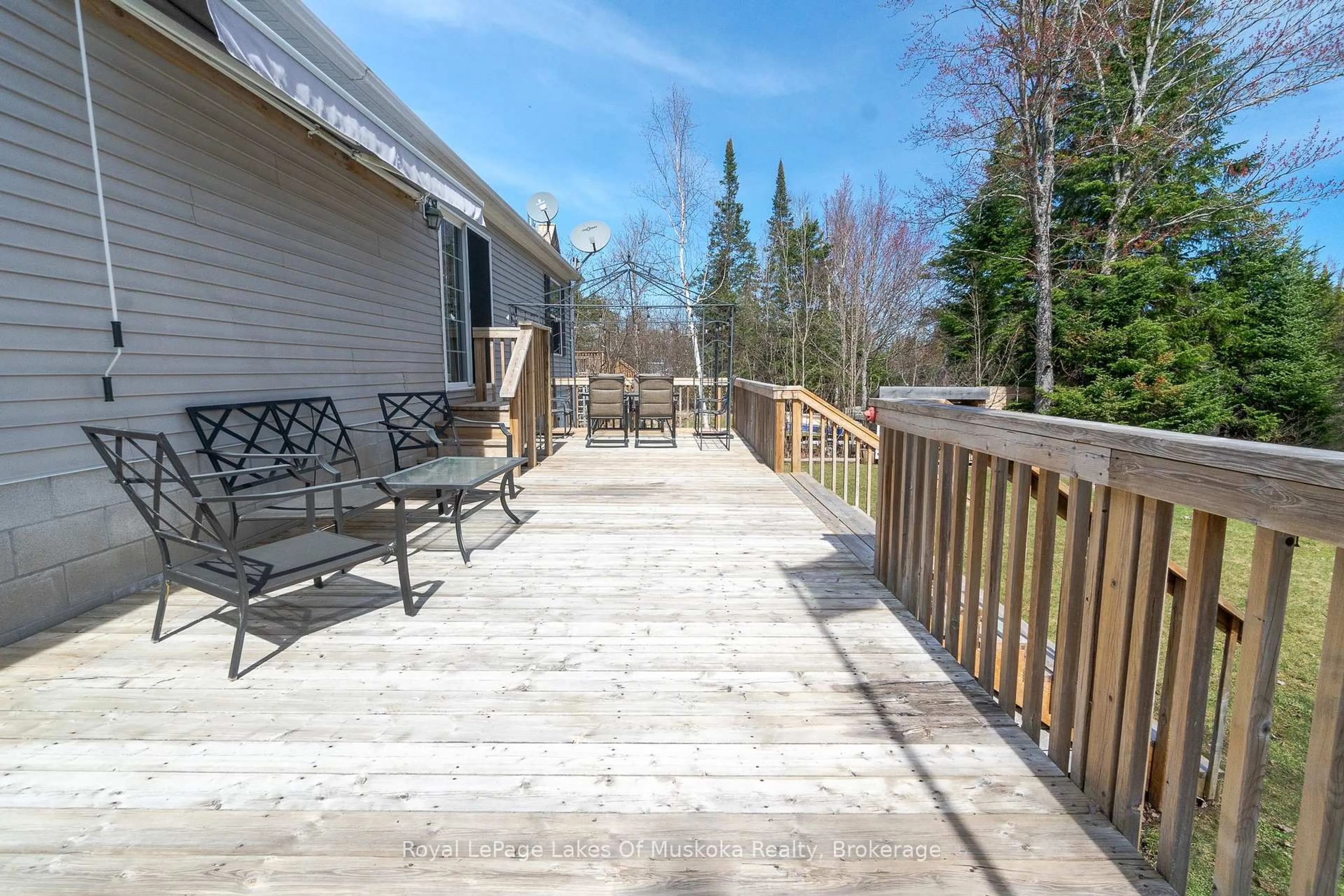 Patio, unknown for 537 SPRING HILL Rd, Ryerson Ontario P0A 1C0