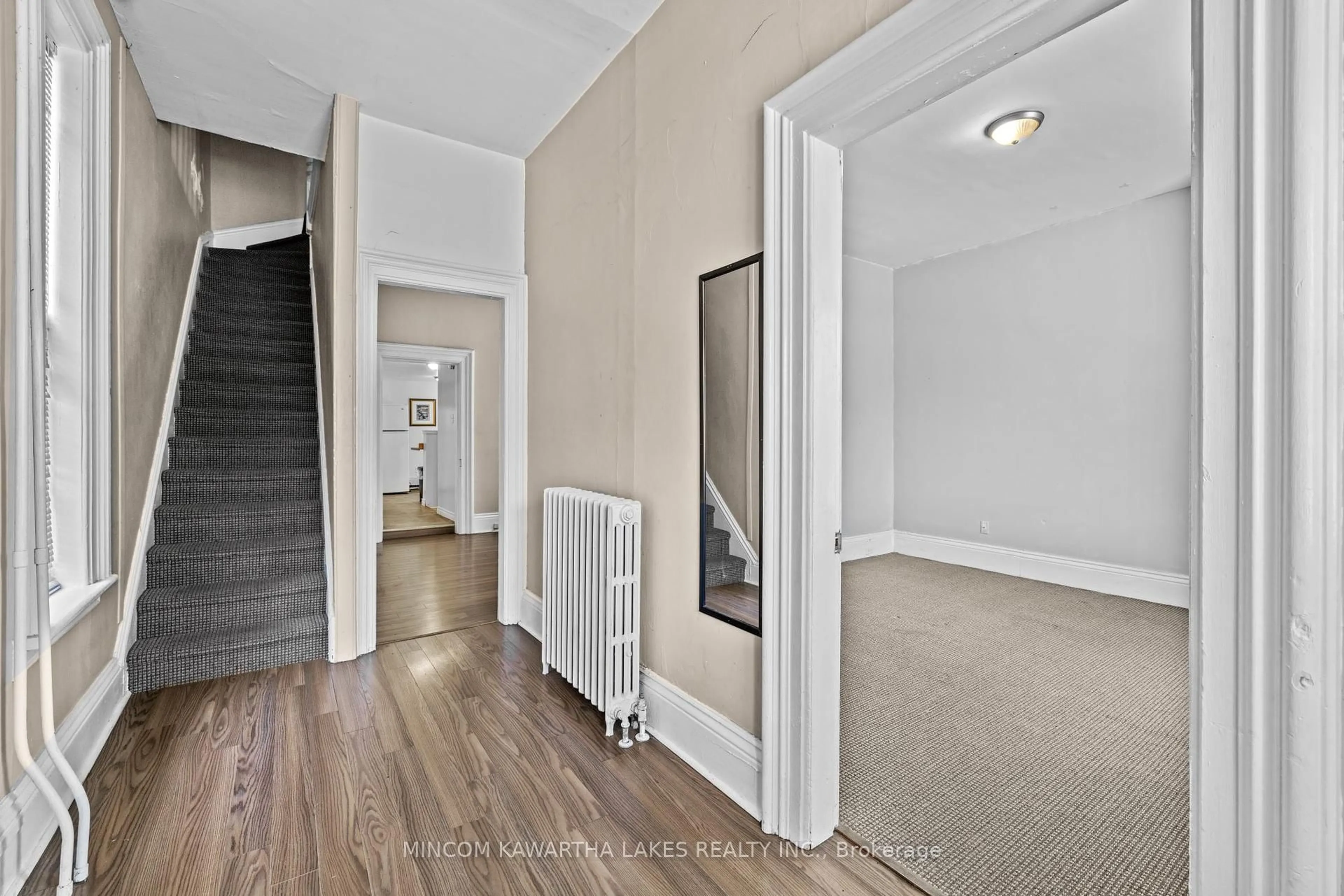 Indoor entryway for 270 Sherbrooke St, Peterborough Central Ontario K9J 2N6