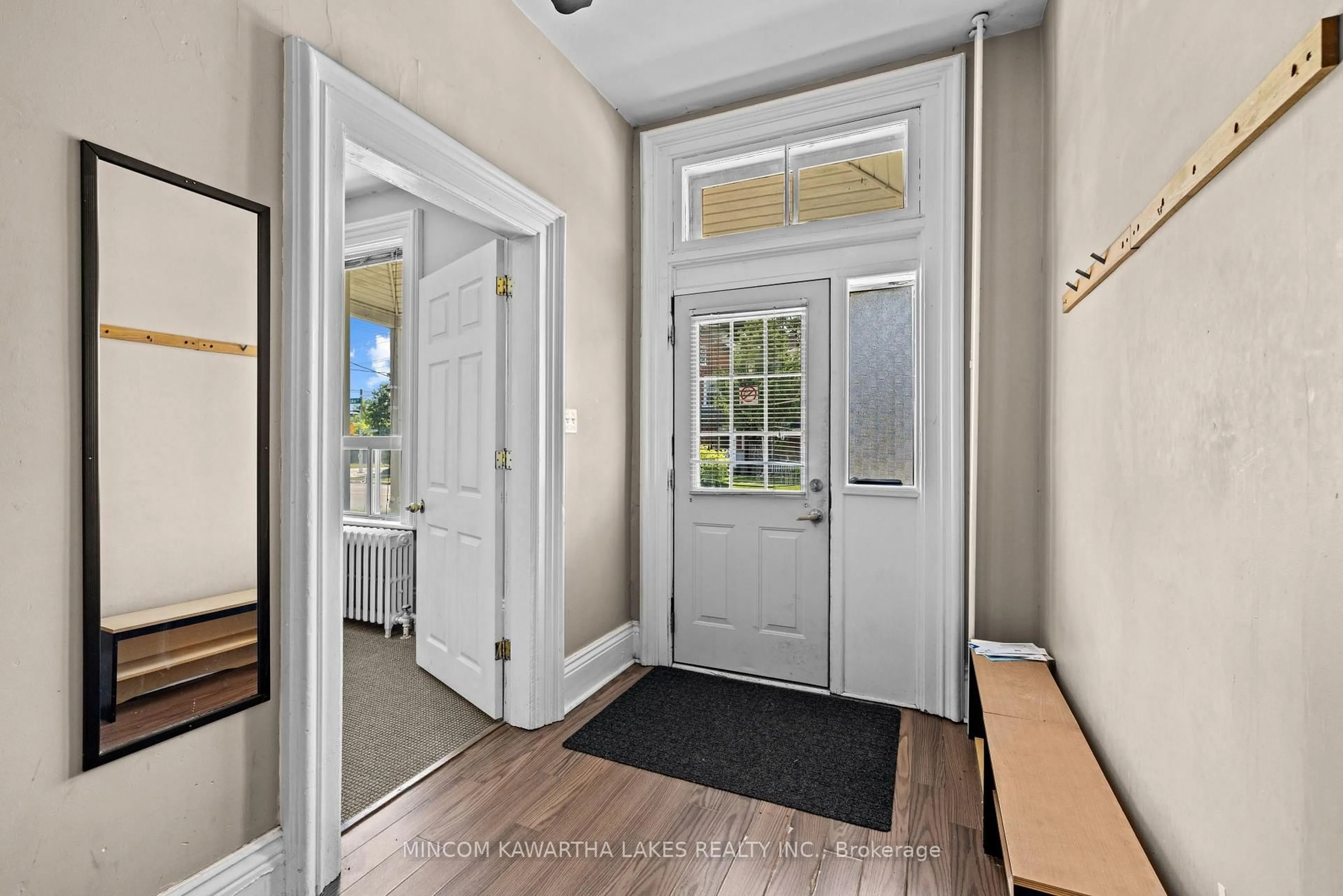 Indoor entryway for 270 Sherbrooke St, Peterborough Central Ontario K9J 2N6