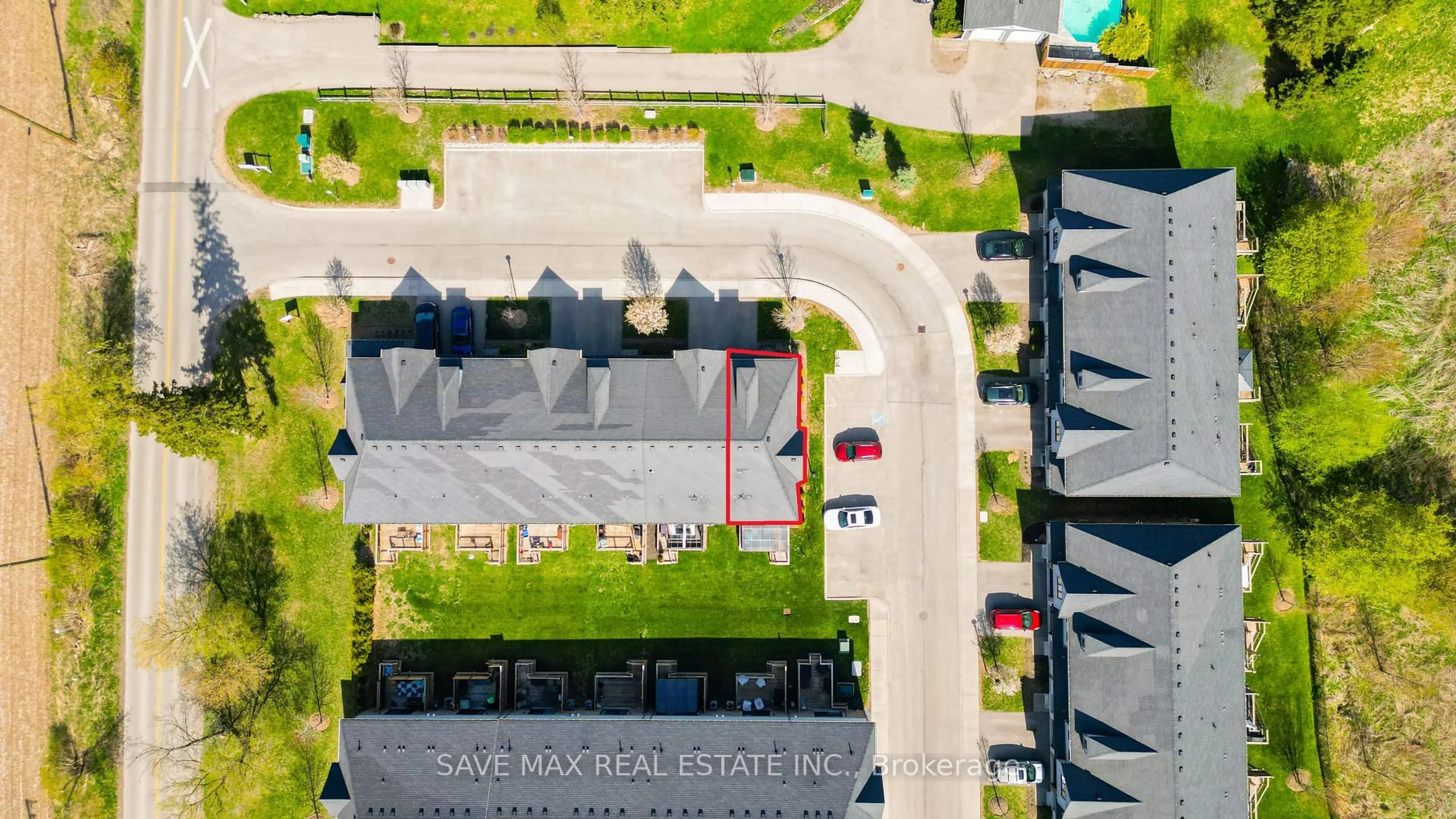 A pic from outside/outdoor area/front of a property/back of a property/a pic from drone, city buildings view from balcony for 625 Blackbridge Rd #6, Cambridge Ontario M3C 0G6